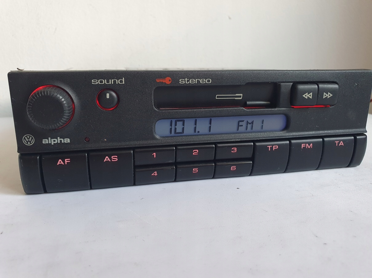 Radio VW ALPHA Polo T4 T5 Golf 4 Bora Passat NEW