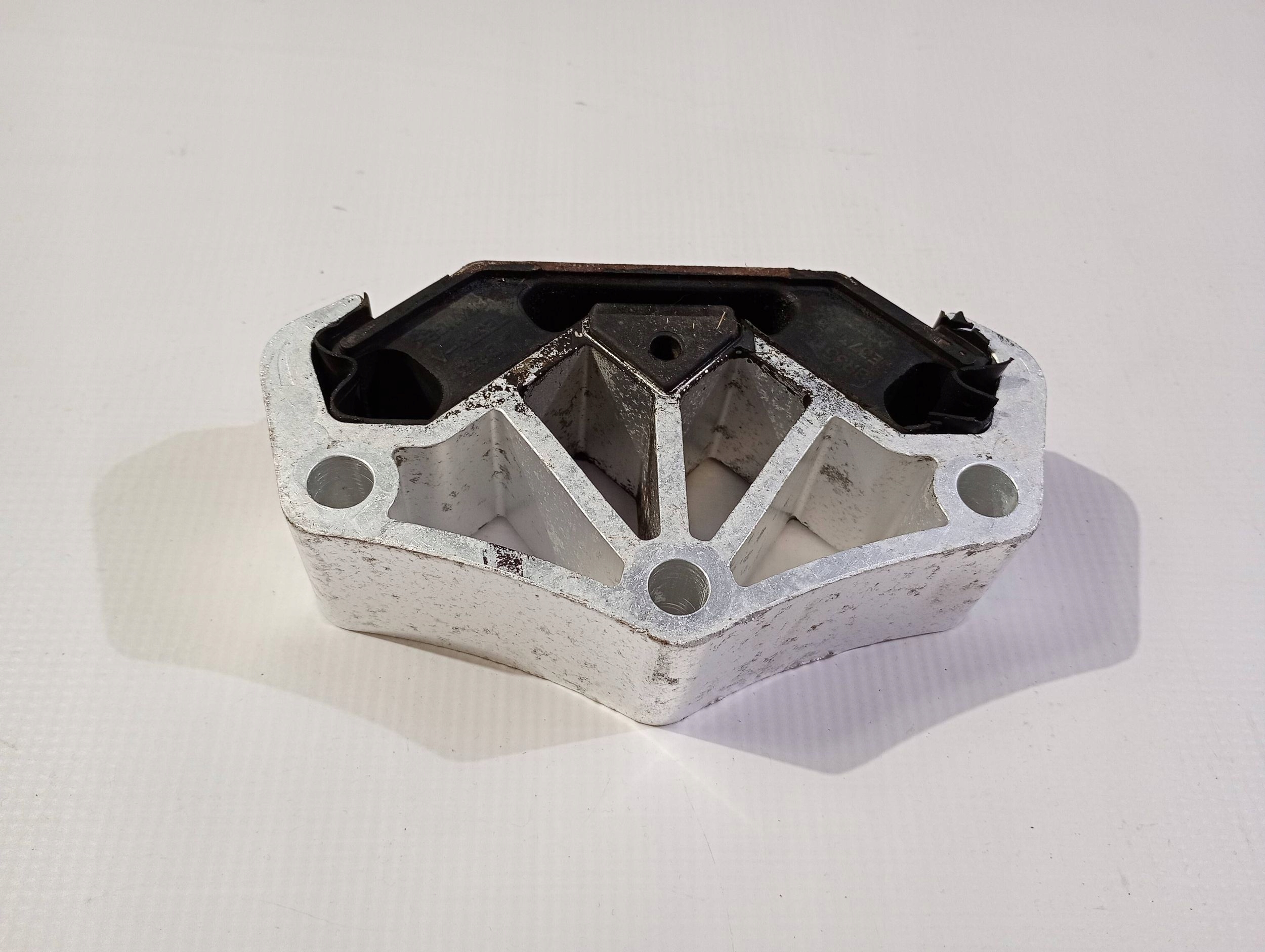 airbag supporto staffa cambio ingranaggi Ford Mustang V 2005-2009