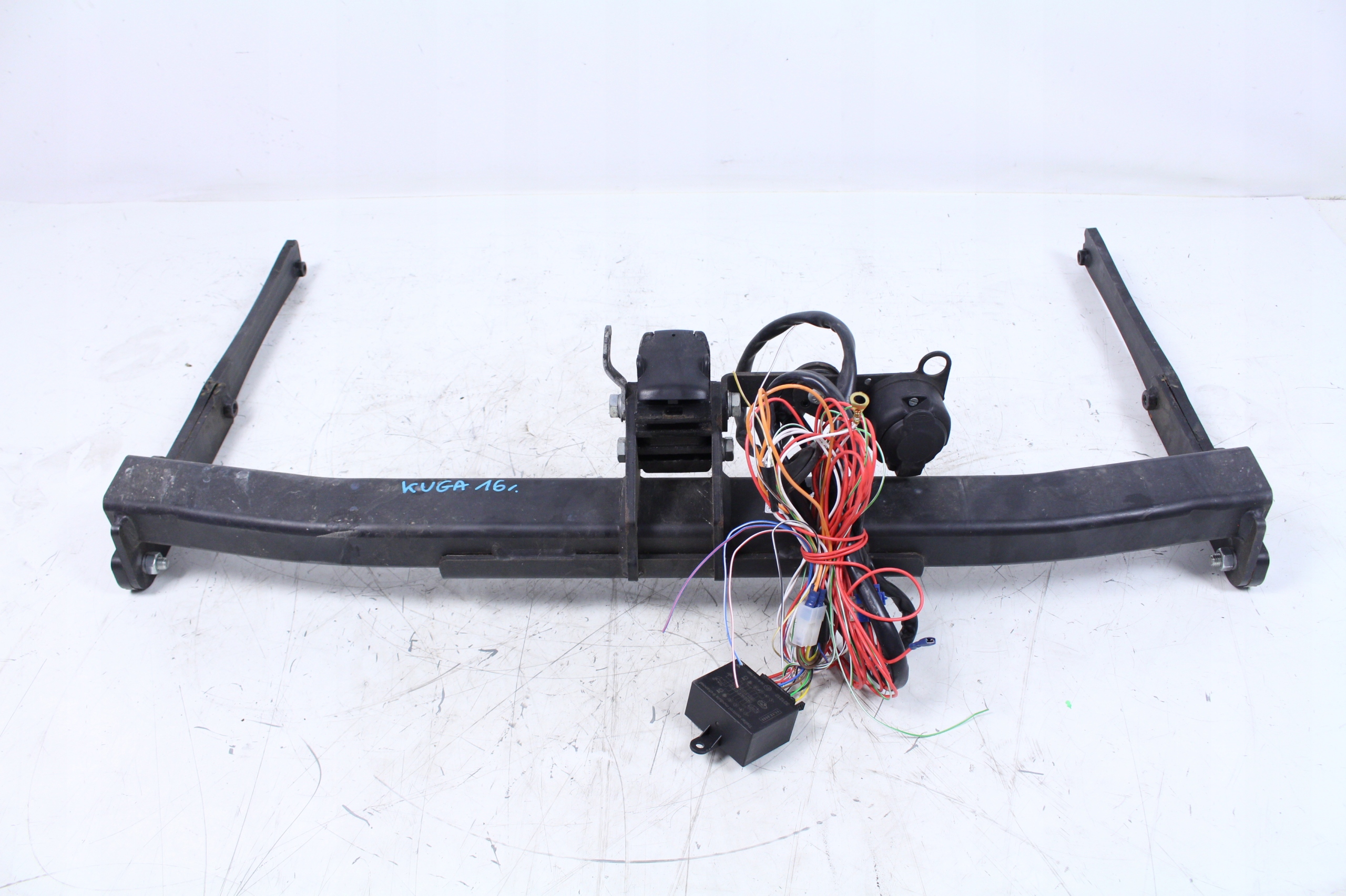 HAK HOLOWNICZY FORD KUGA MK2 16r. Producent inny