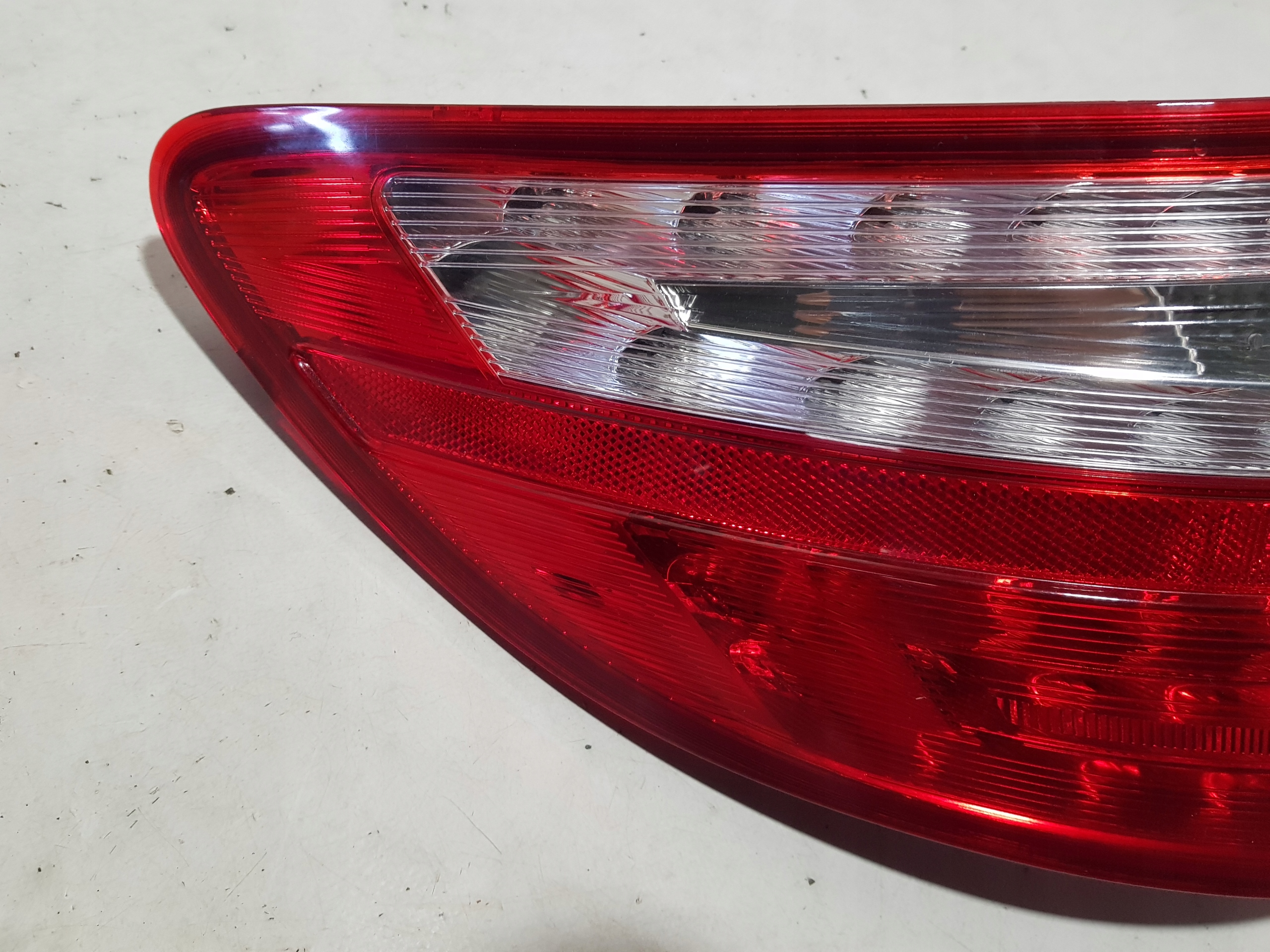 MERCEDES SLK R172 W172 left rear part light left rear