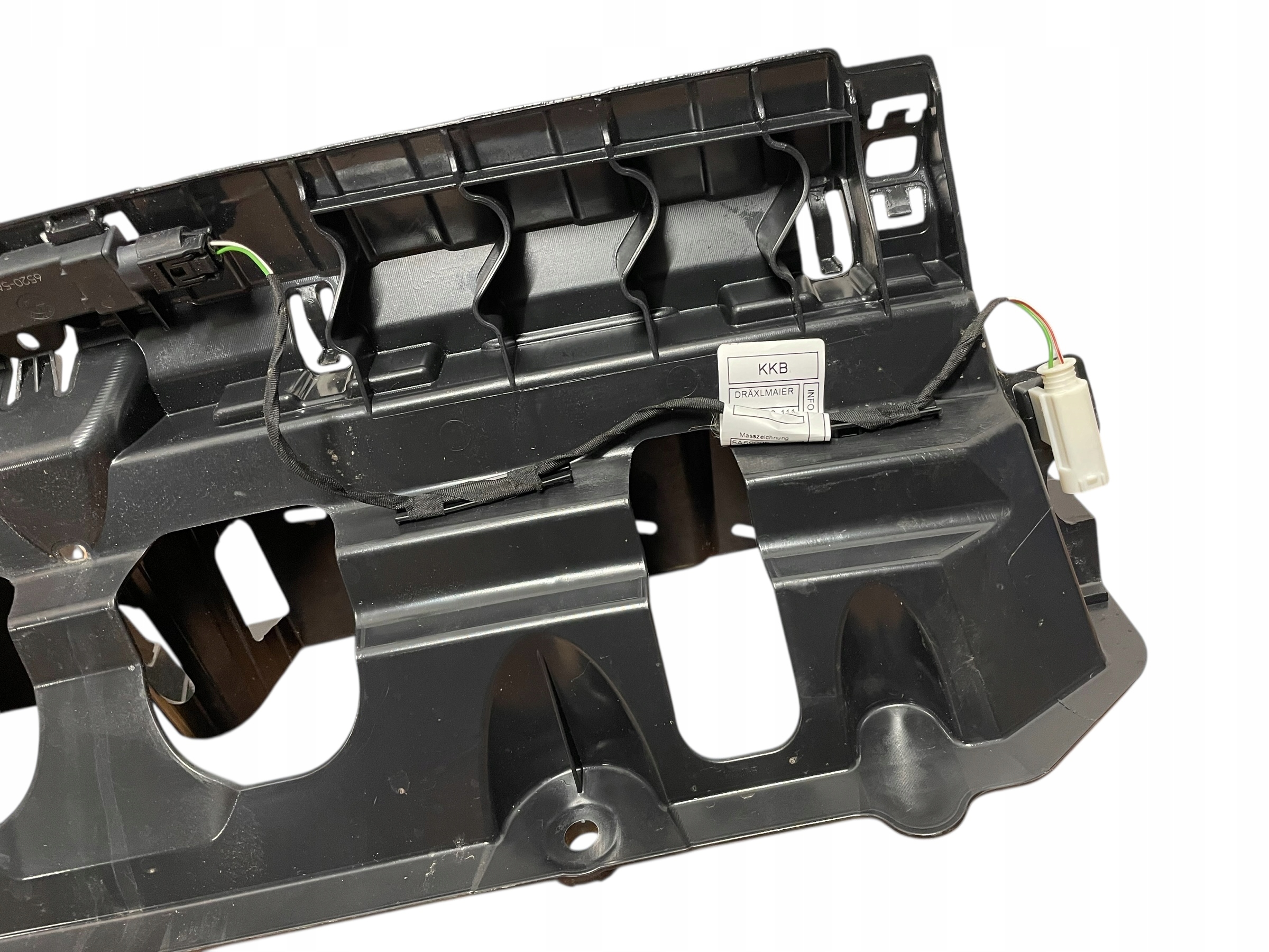 bumper bracket rear part central BMW X5 G05 LCI