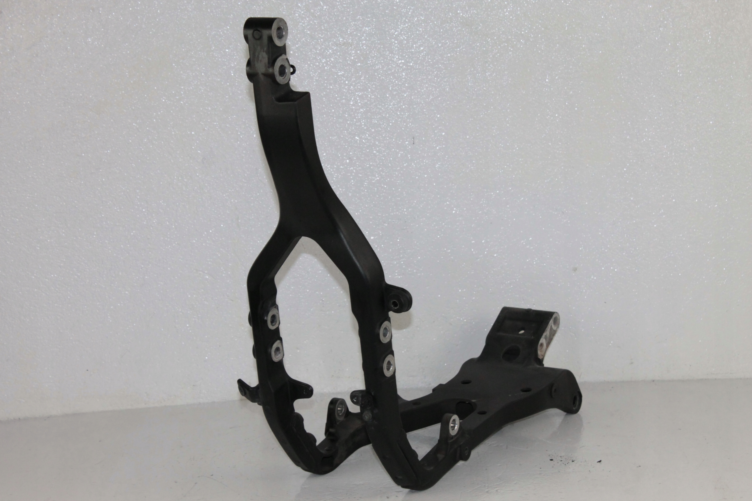 3 - YAMAHA MT01 MT-01 FRAME FRAME