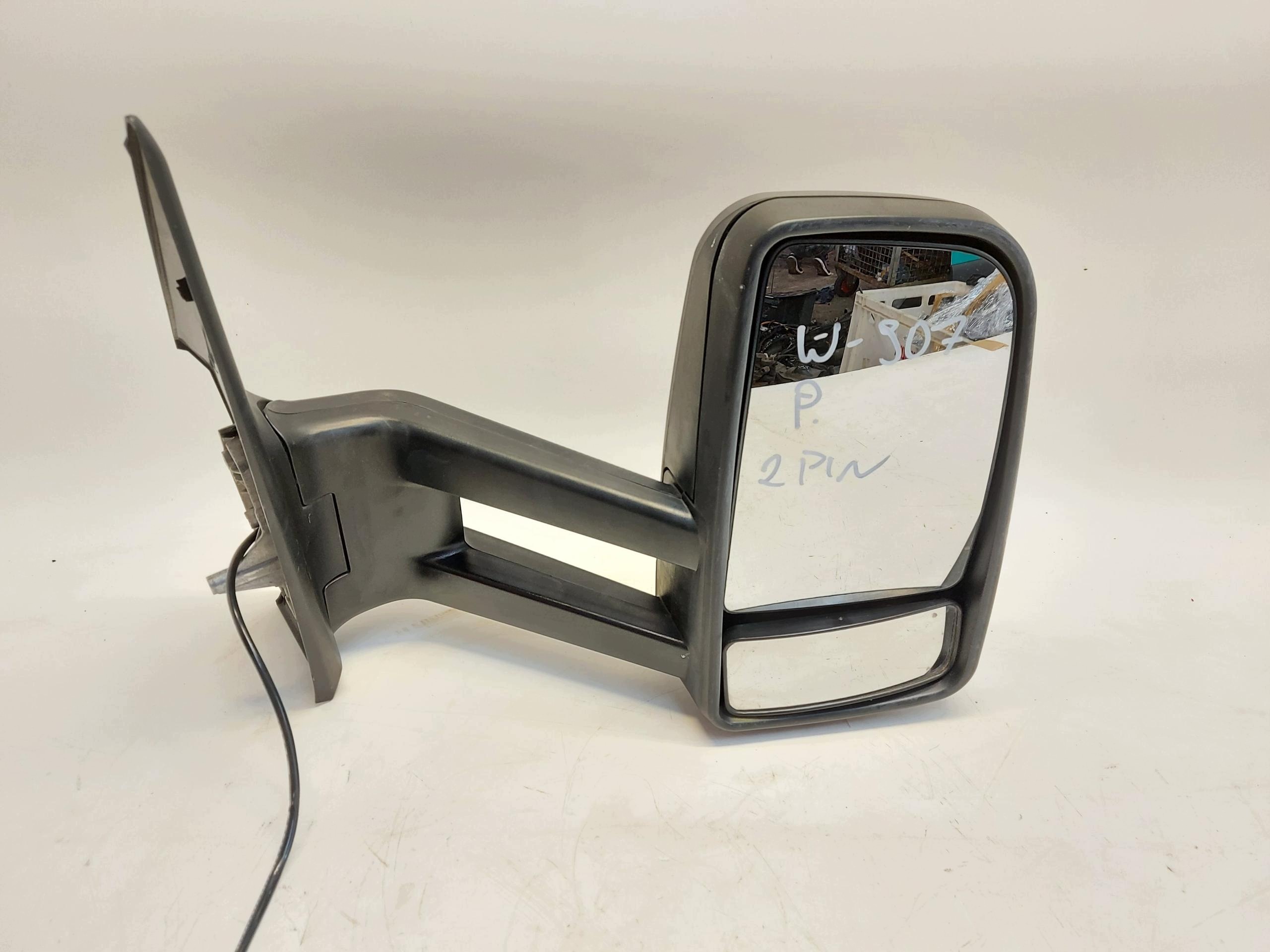 Mercedes Sprinter w907 2020, 2.1 CDI mirror right 2 PIN RHD