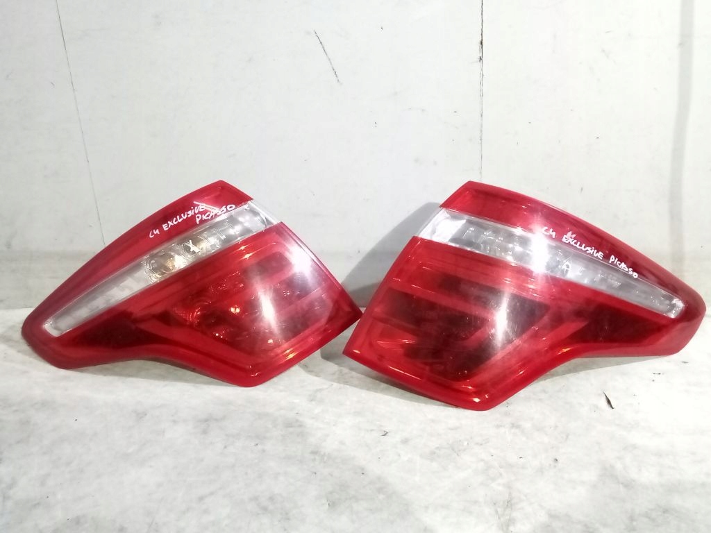 Citroen C4 Picasso and lights rear part rear. right and left