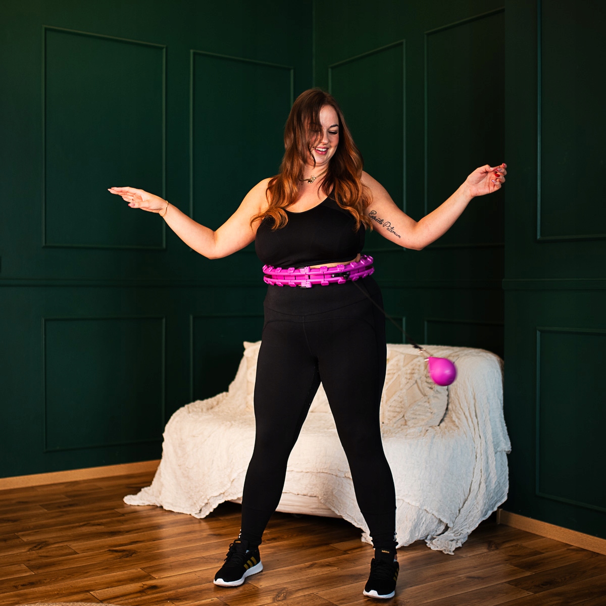 HULA HOP Z OBCIĄŻNIKIEM HHW12 ROZMIAR PLUS SIZE XXL KOŁO SMART TRENING Marka HMS