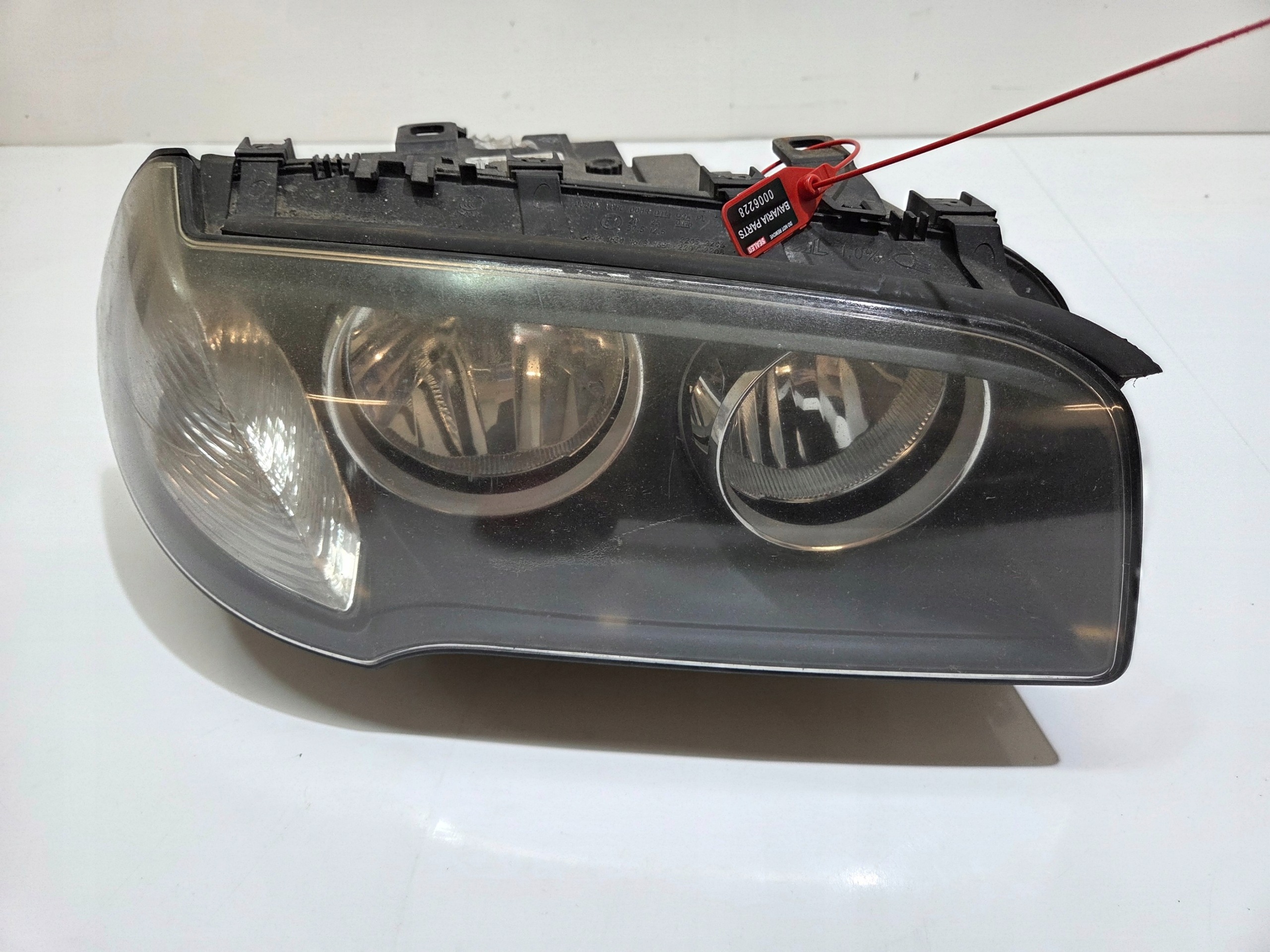 light right front BMW X3 E83 OE 7162196 right hand drive