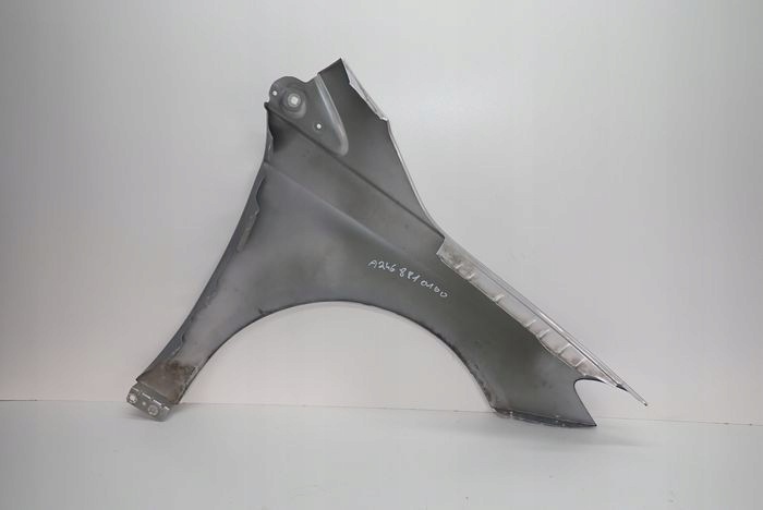 MERCEDES W246 246 B-KLASA 12- fender left front front