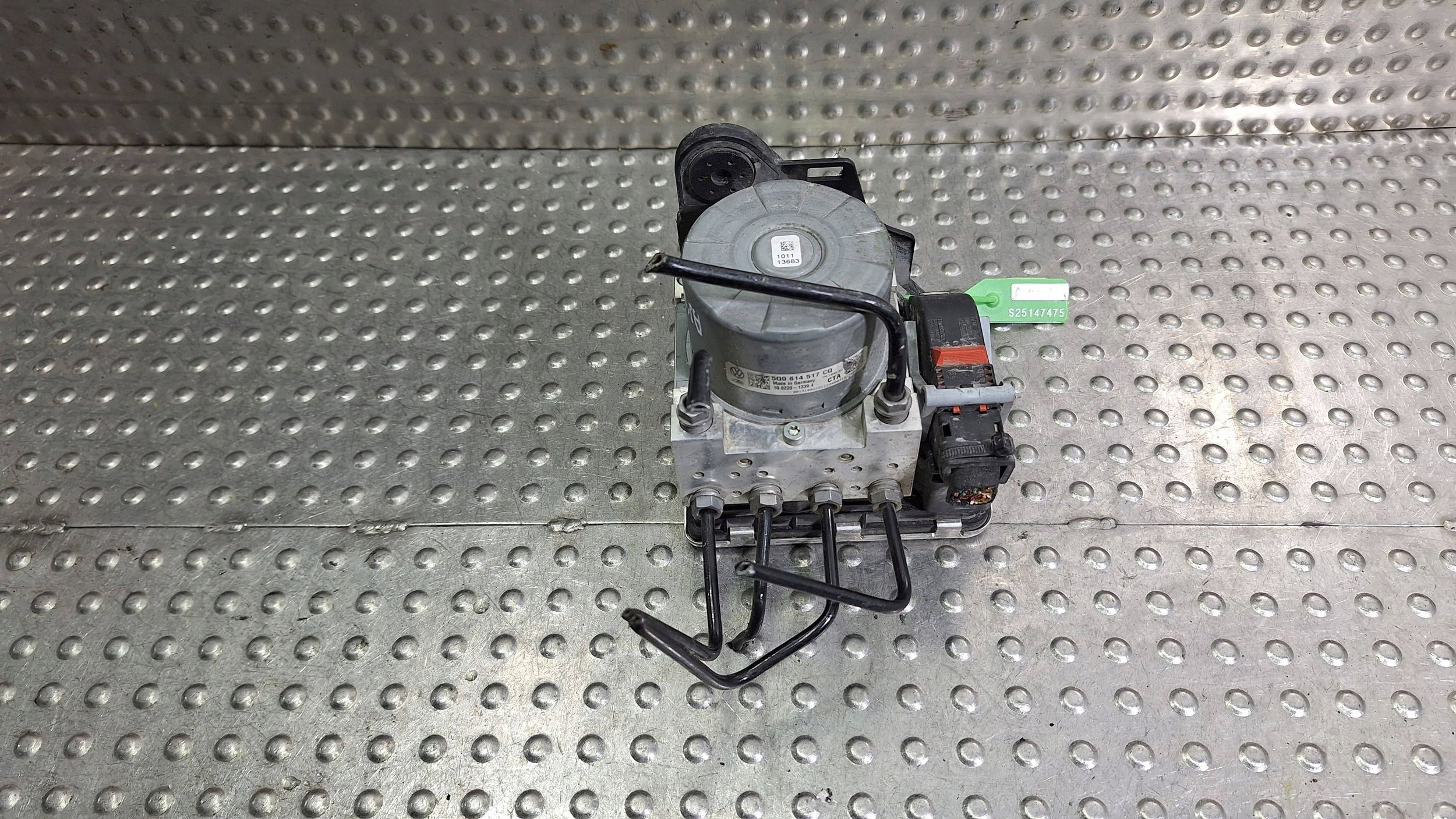 control unit pump ABS 5Q0614517CQ KAROQ ATECA GOLF VII TIGUAN II LEON III