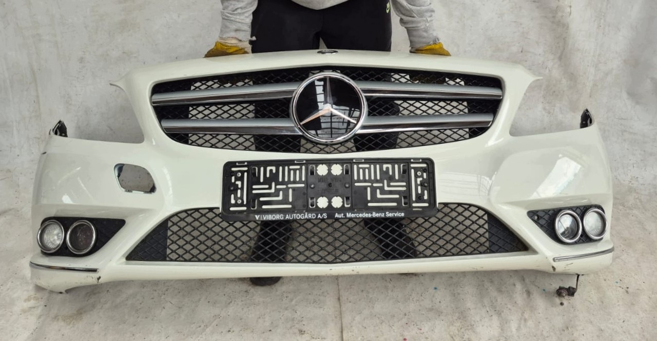 MERCEDES B KLASA W246 11- bumper front front without DZIUR LAK.650
