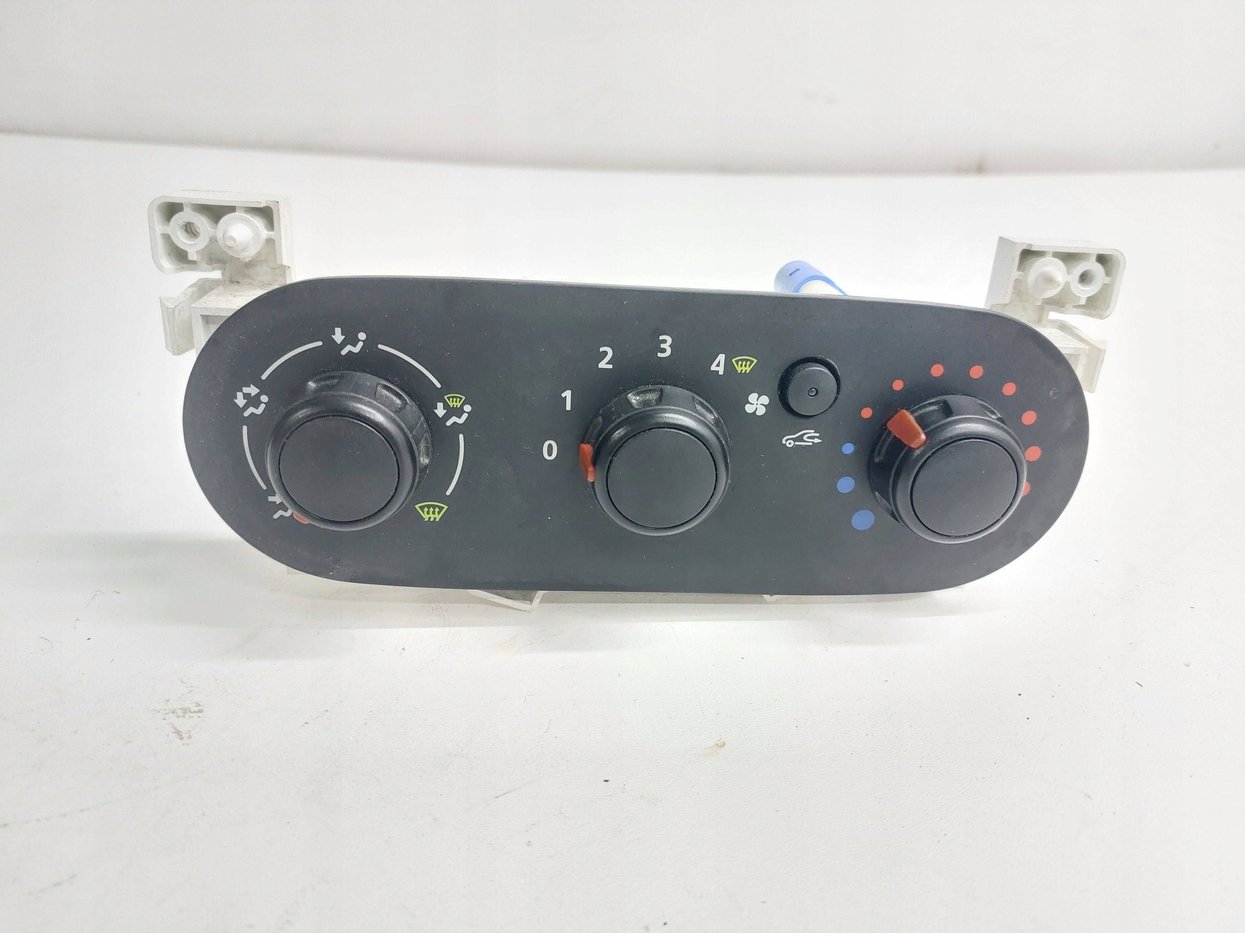 RENAULT TRAFIC III VIVARO B PRIMASTAR Unite commande clima Bouches buses E1093050