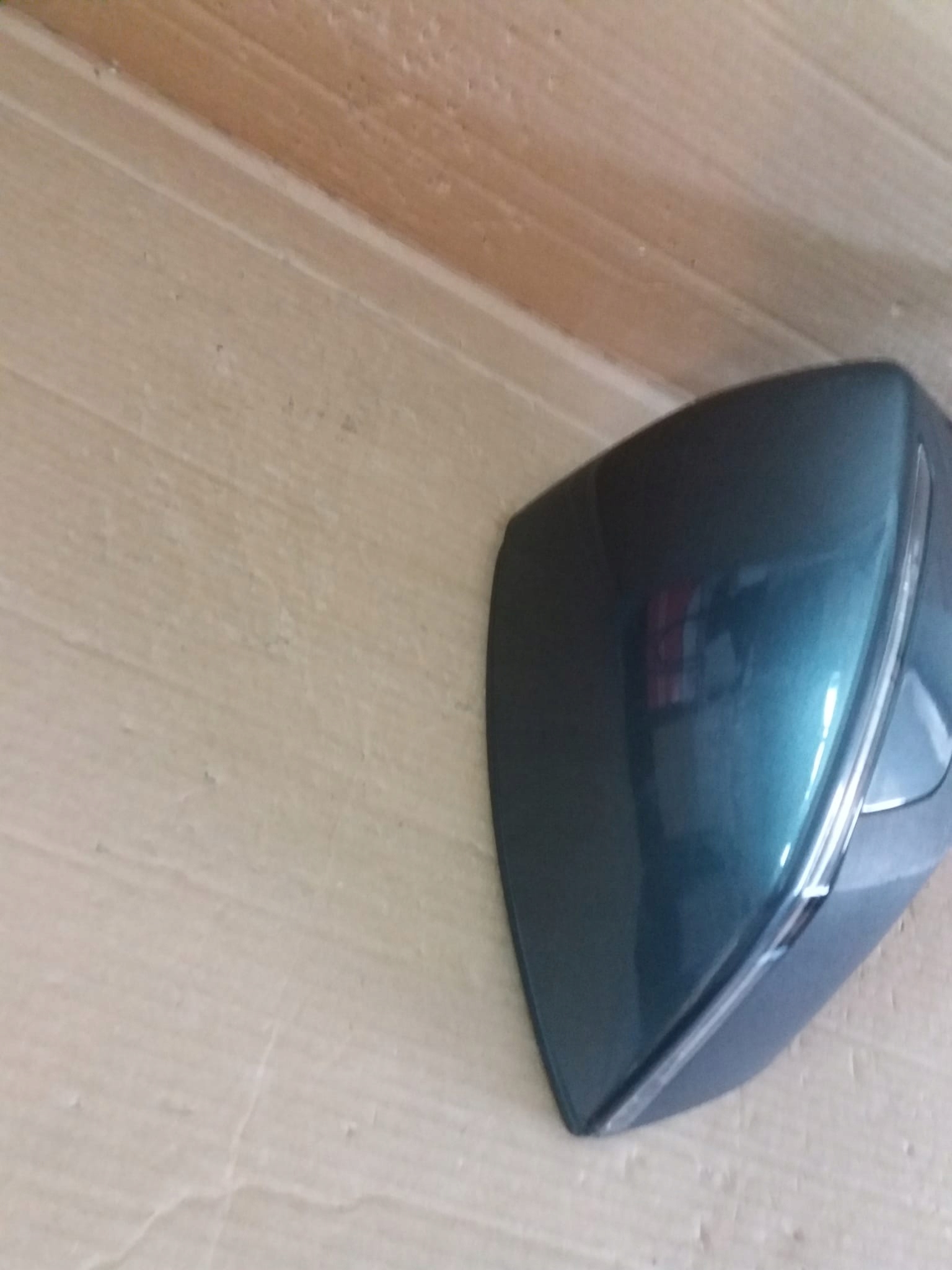 SEAT ATECA PRAWE SKŁADANE ASYSTENT (9+2) 11 PIN EU Kolor inny