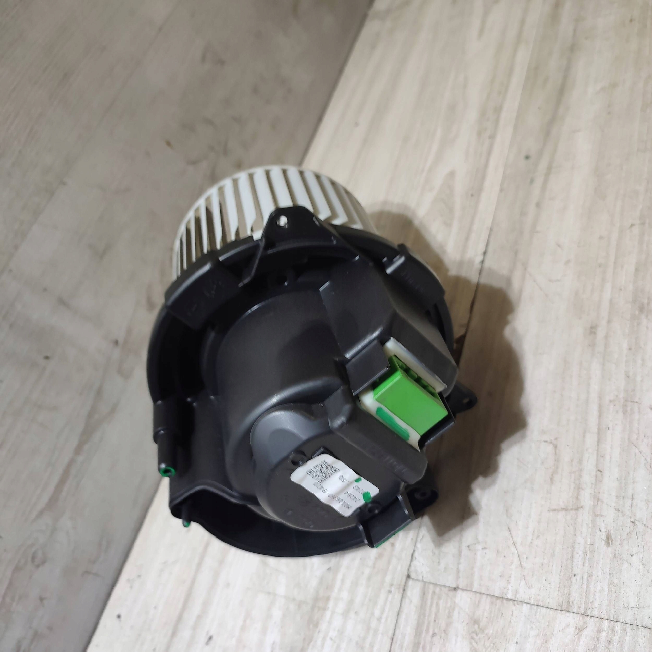 heating air conditioning devices Dacia Jogger M0116360