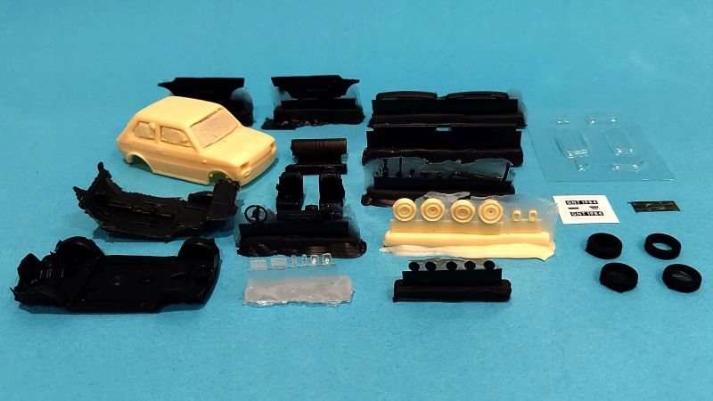 Polský Fiat 126p Personal full kit