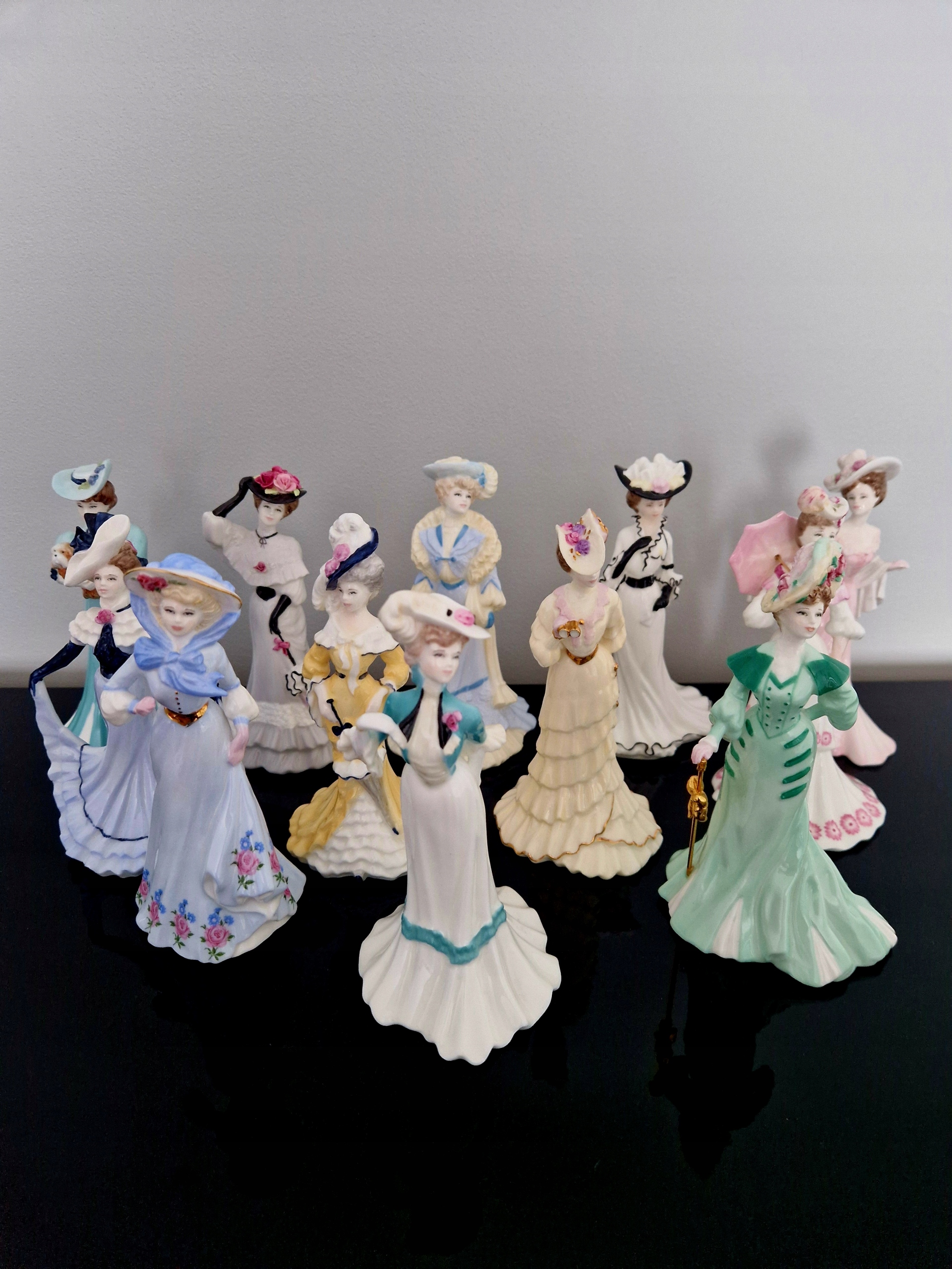 KOLEKCJA FIGUREK COALPORT ×12