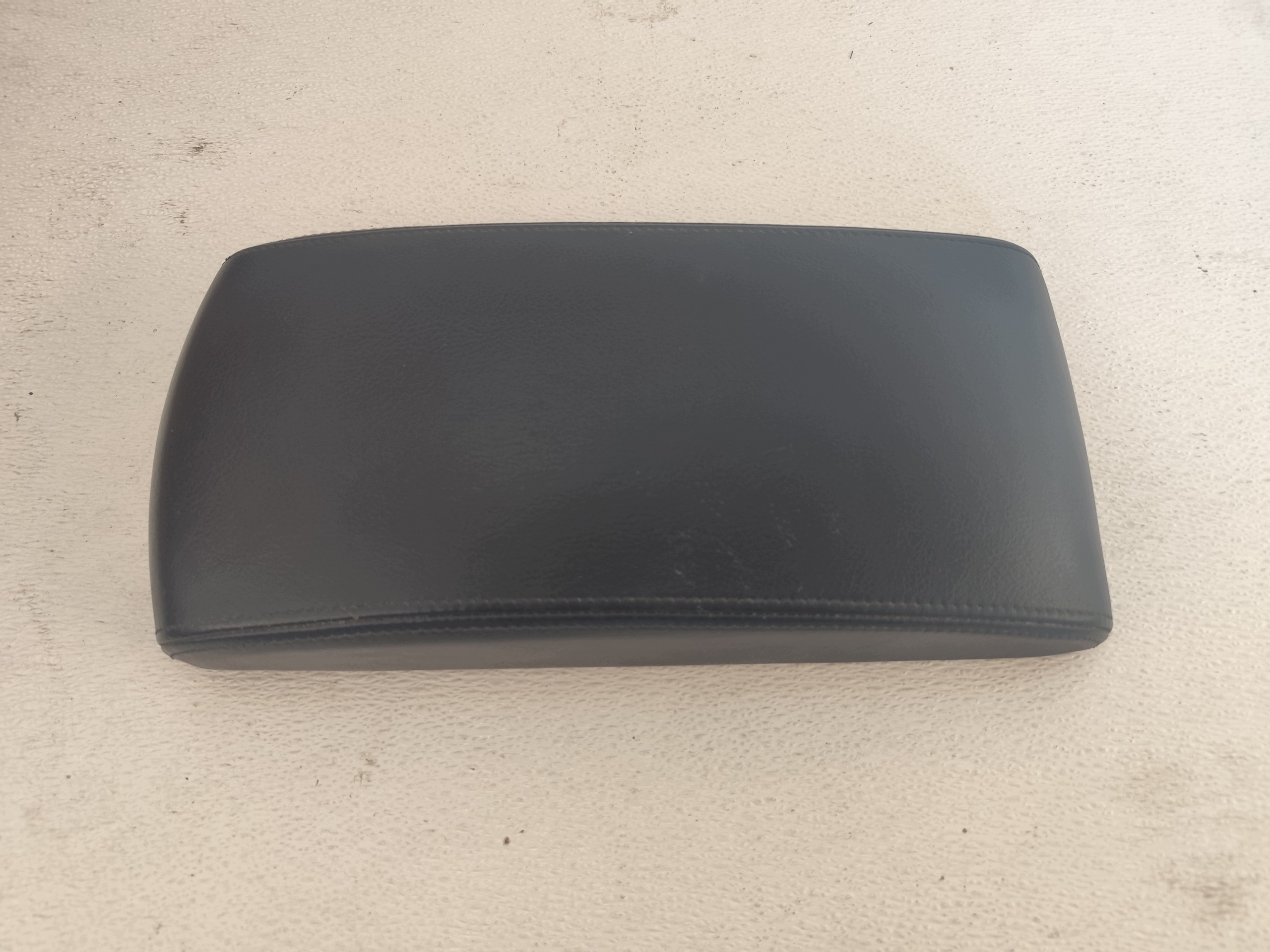 CITROEN C5 III X7 2008 armrest TUNELU front