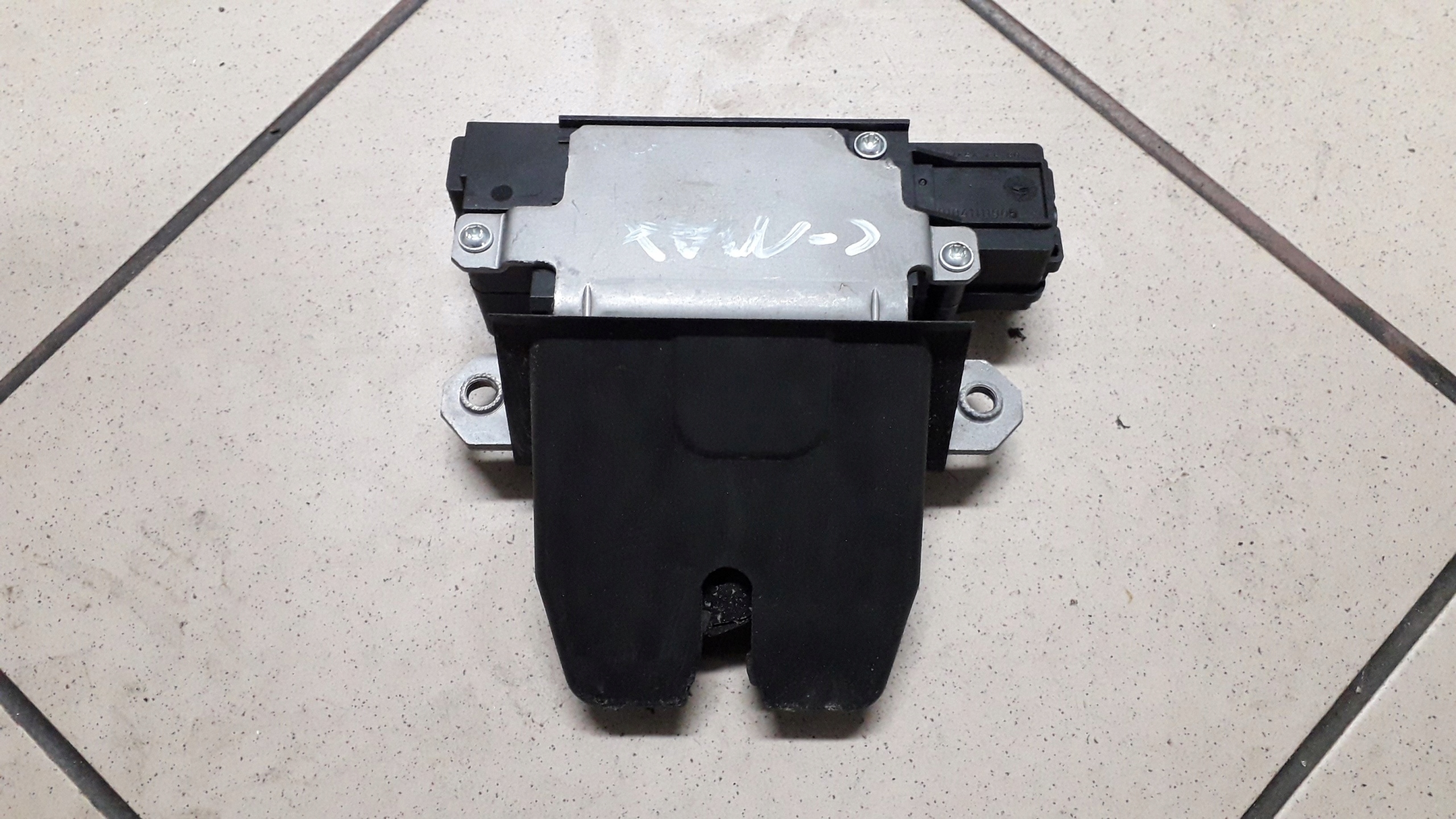 FORD C-MAX MK1 ZAMEK KLAPY TYLNEJ 3M51-R442A66-CA