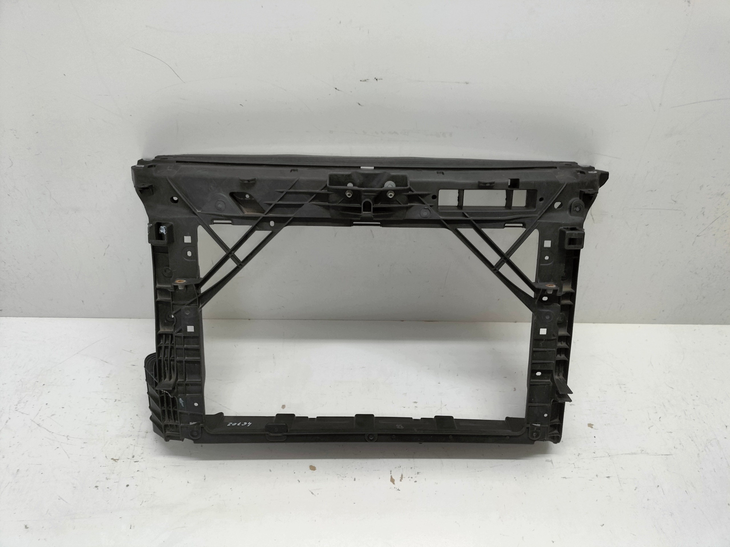 support panel for radiators pillar iron SKODA RAPID 12