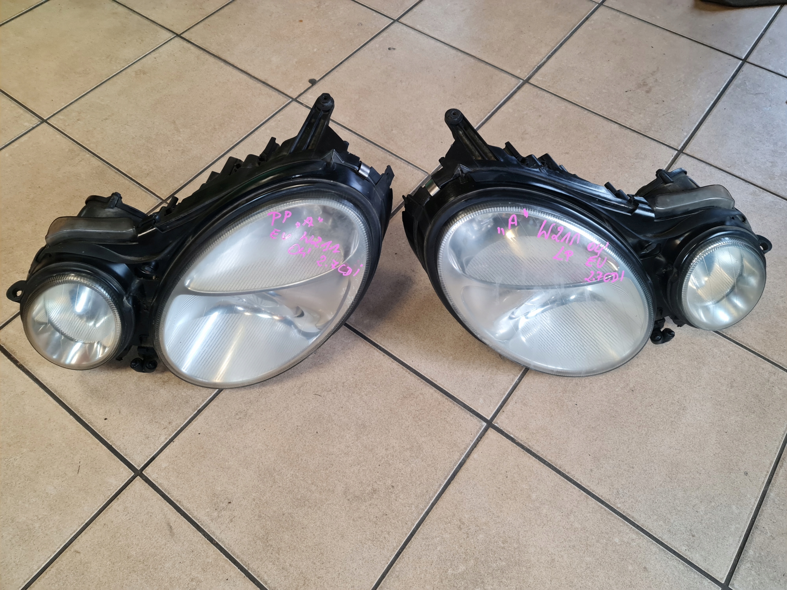 Mercedes W211 ксенон фара фара лева права