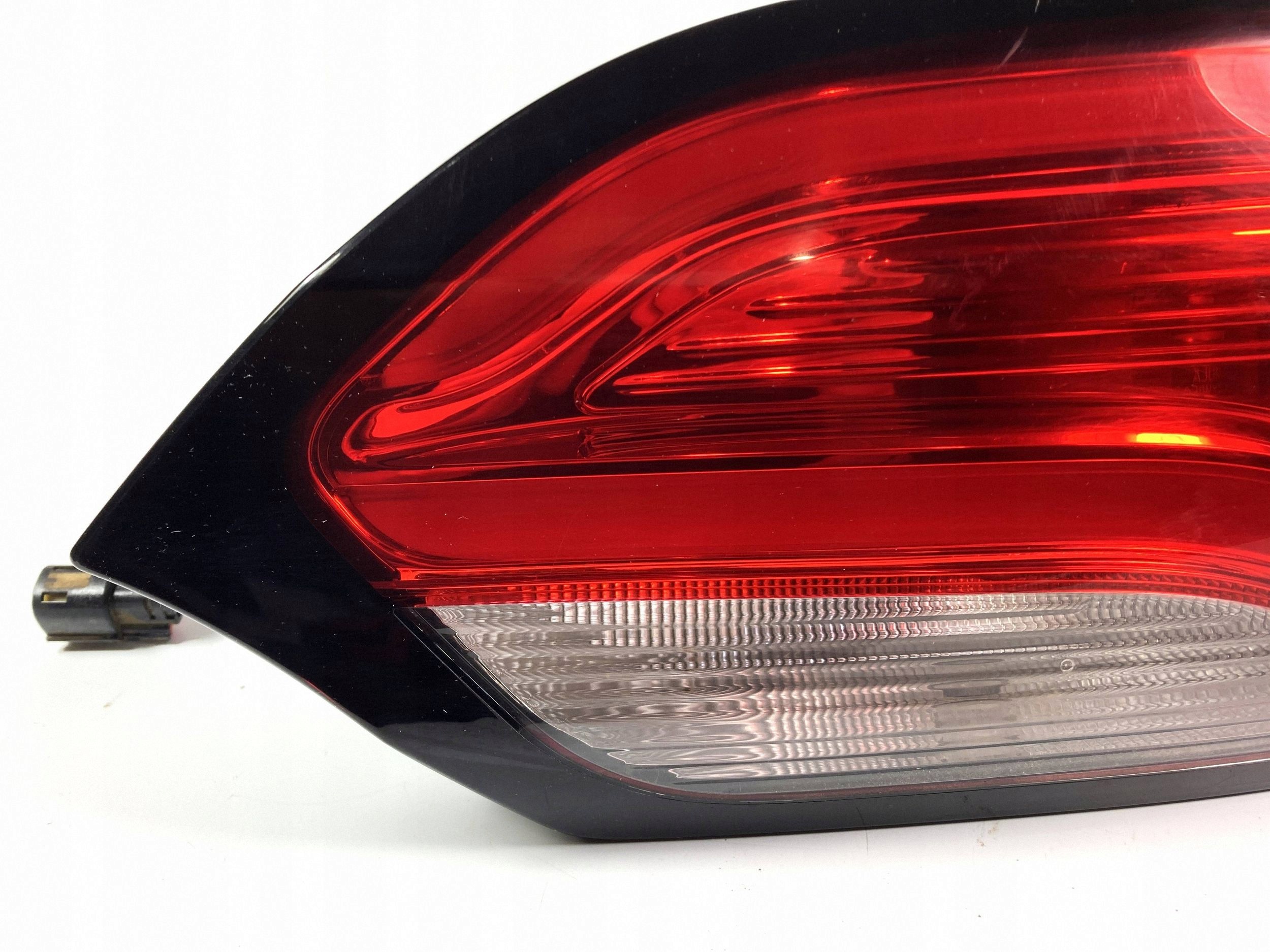 Chrysler Pacifica 2017-20 light rear right right rear part