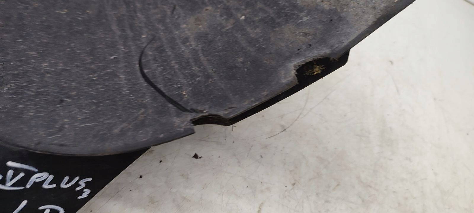 podblatník předek přední levé VW Golf VI plus