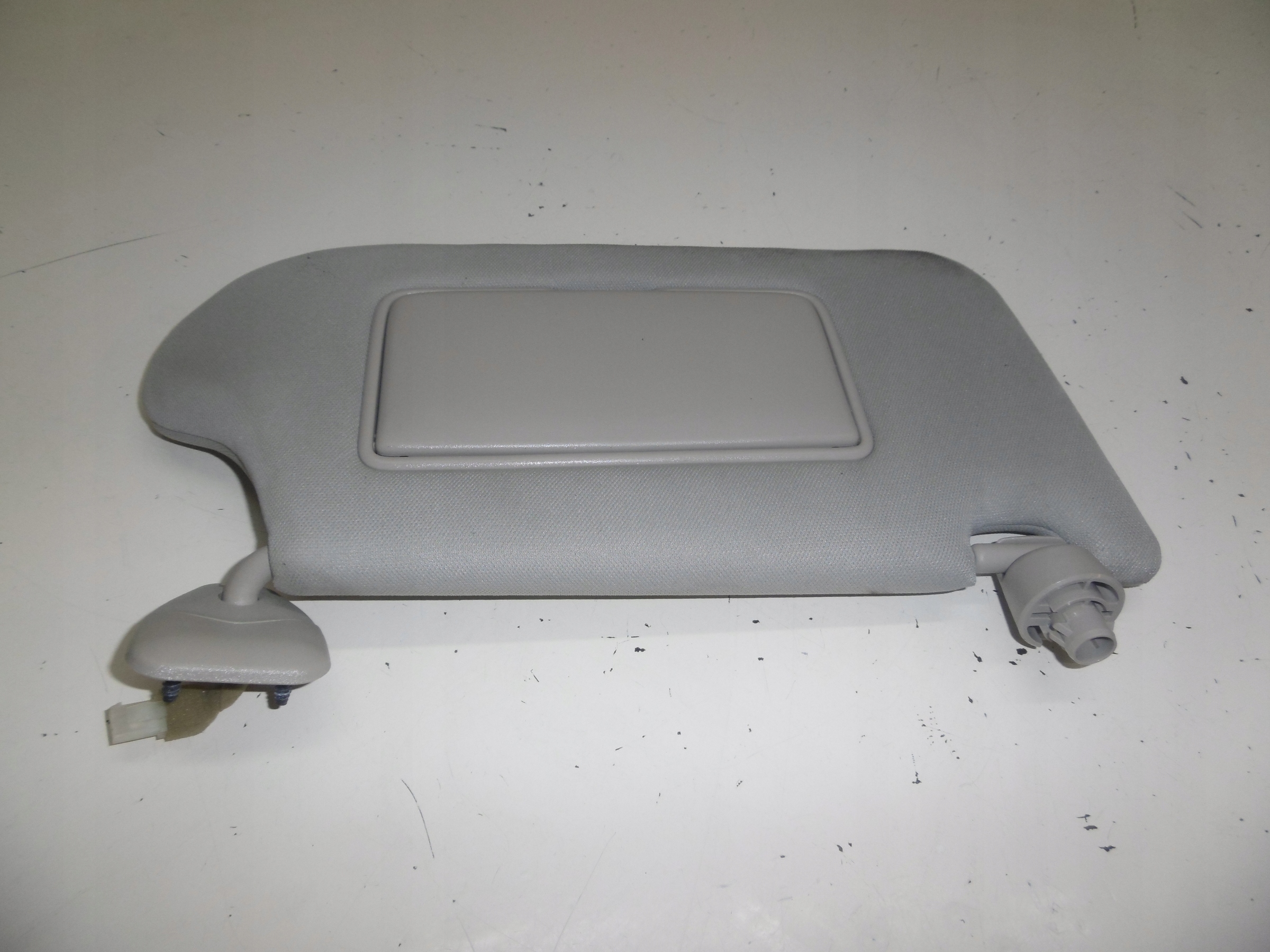 cover PRZECIWSLONECZNA left INFINITI Q50