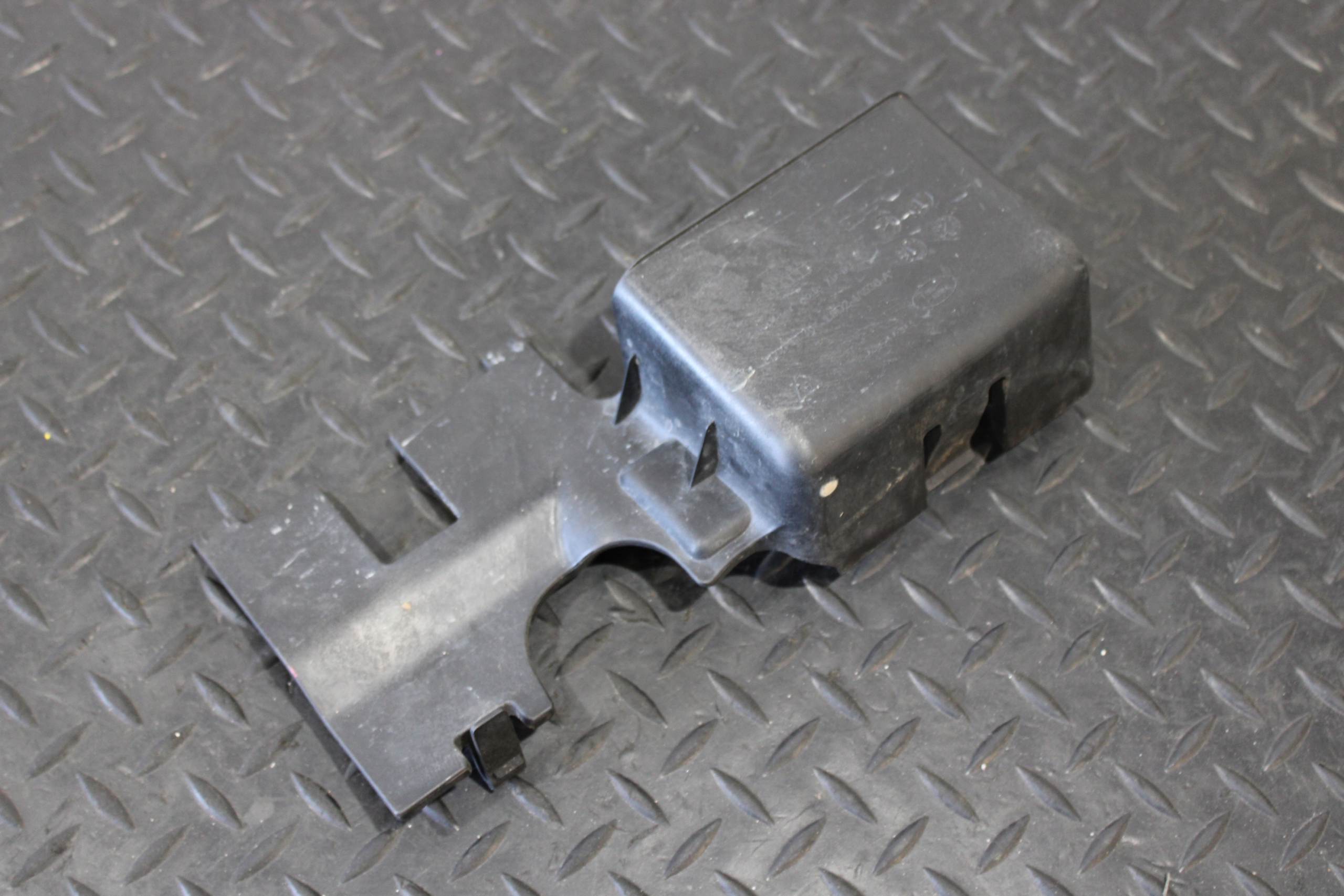 cover spoiler LAND ROVER EVOQUE II 2 L551 L8D2-4A540-AA