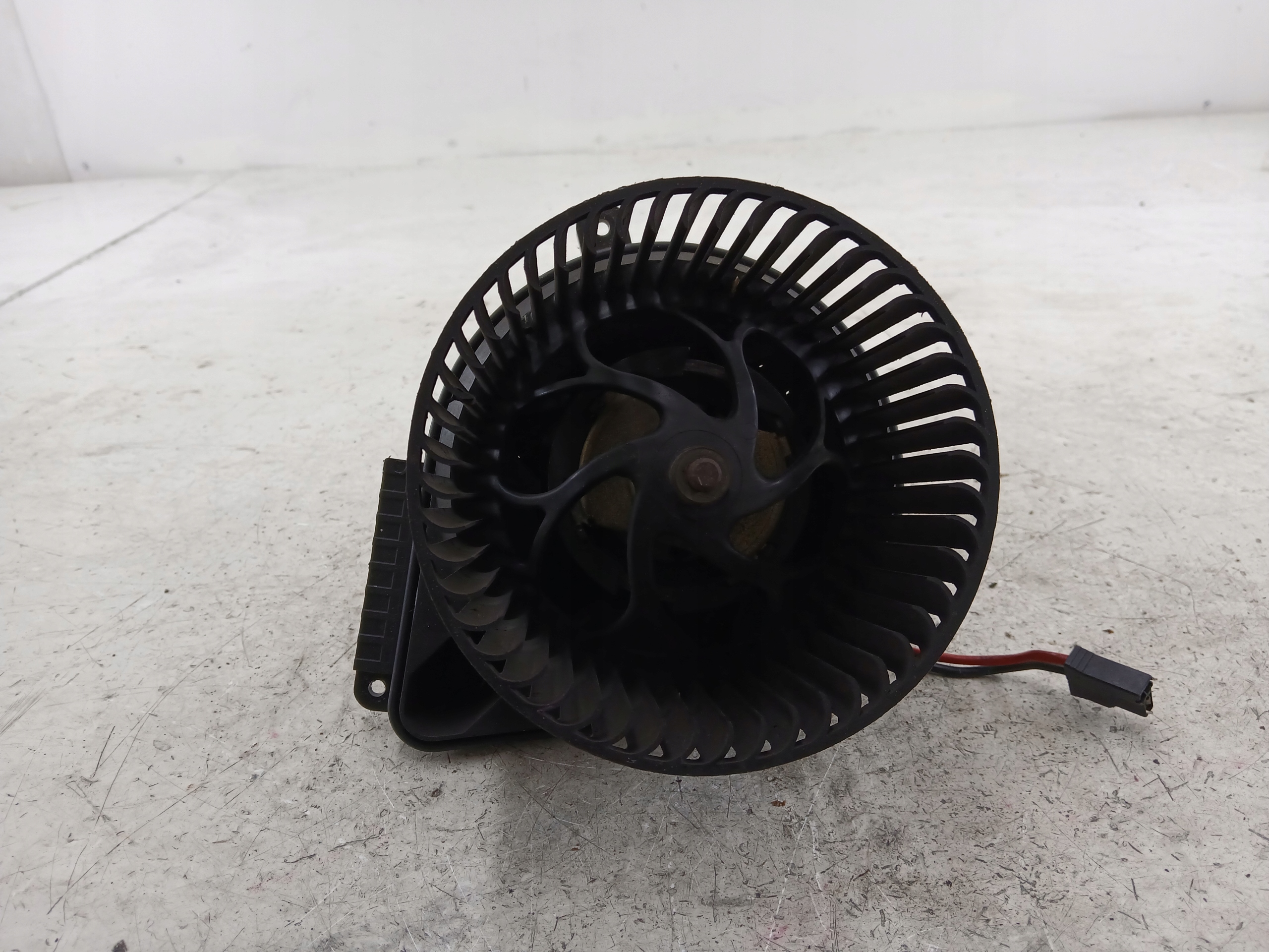 MERCEDES W638 Lüfter DMUCHAWA 652628T