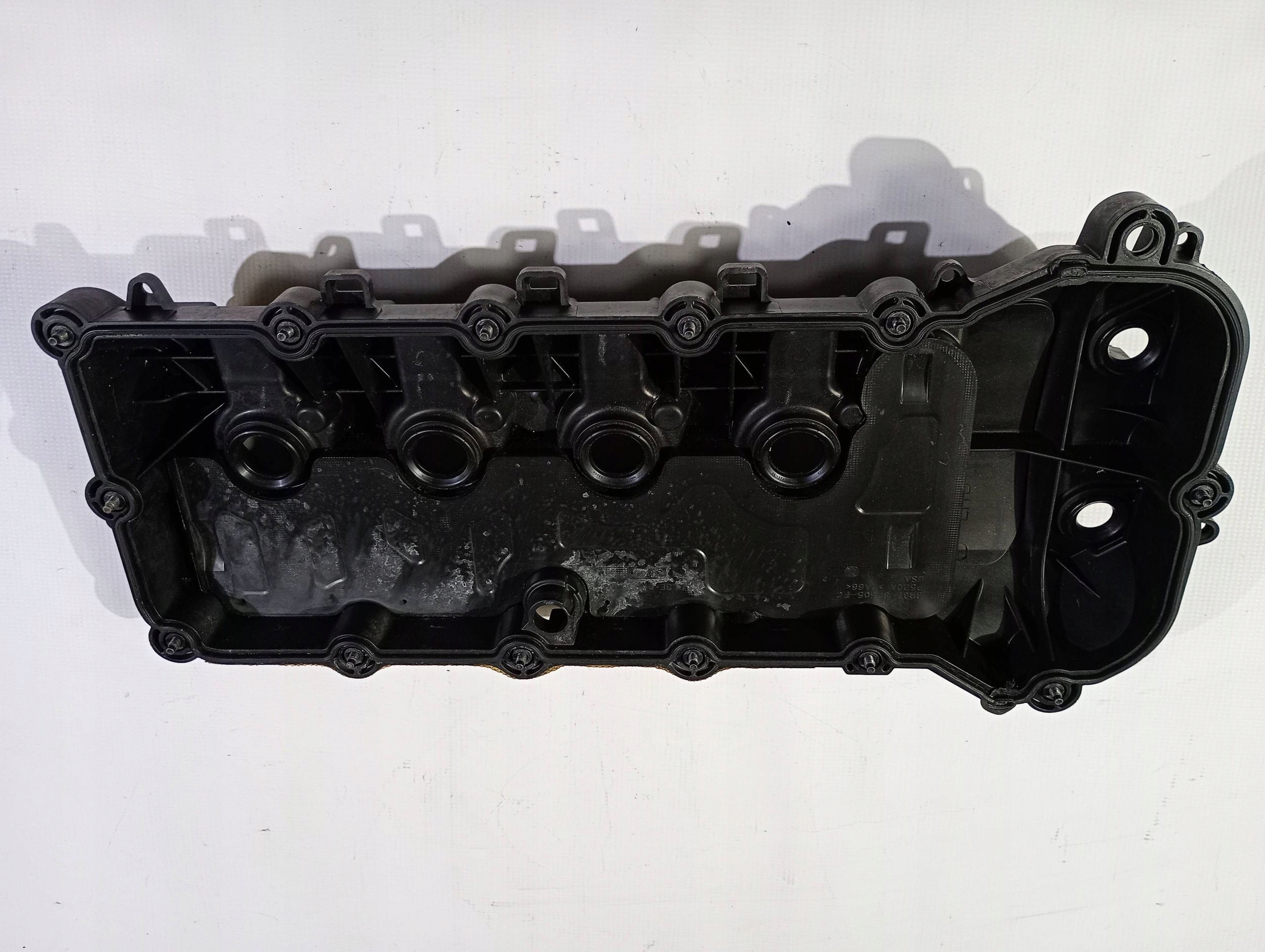 Abdeckung der Ventile links Ford Mustang V 5.0 2011-2014