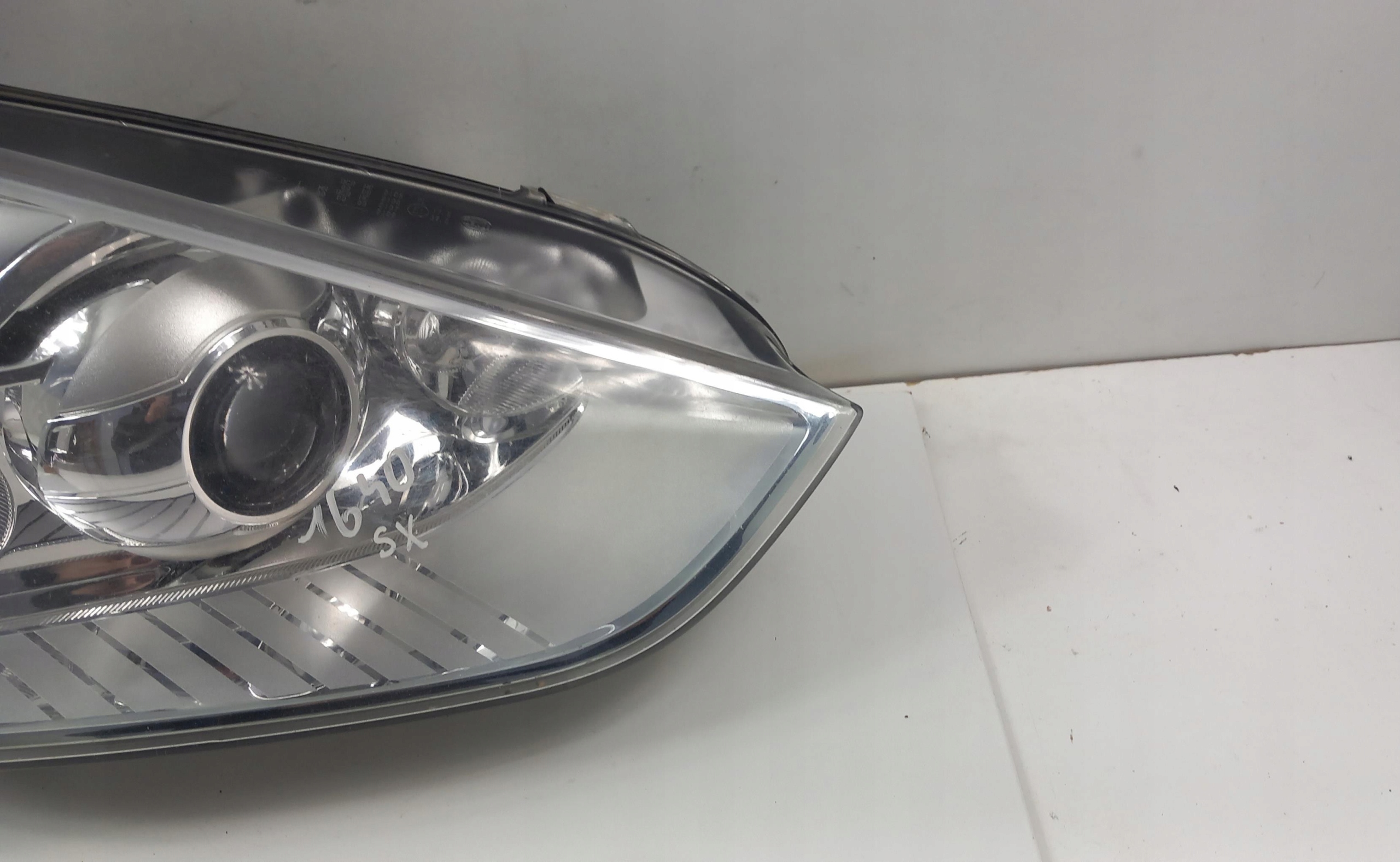 FORD S-MAX MK1 LAMPA PRZÓD PRAWA XENON SOCZEWKA Producent części Inny