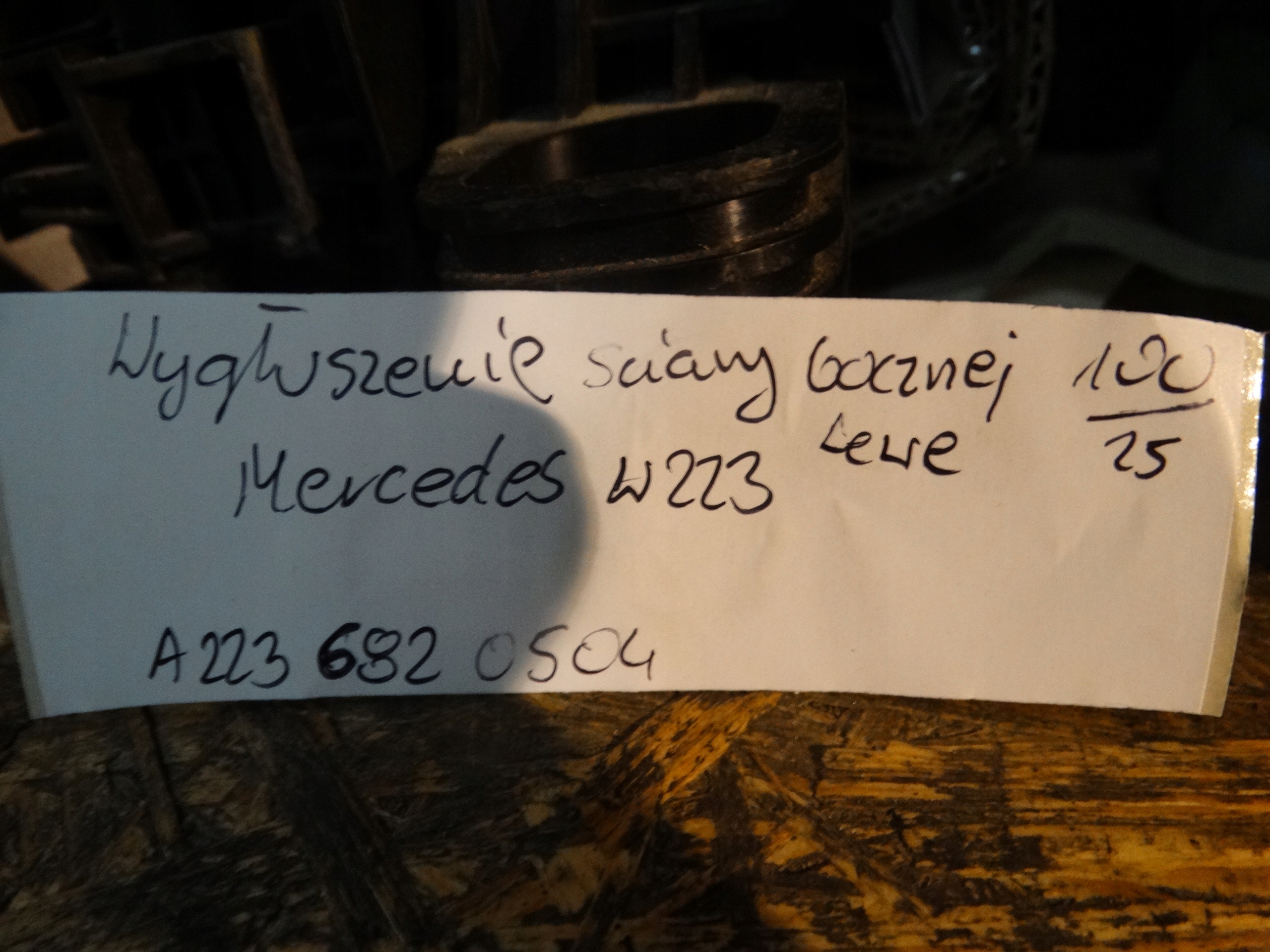soundproofing supports BOCZNEJ left MERCEDES W223 1