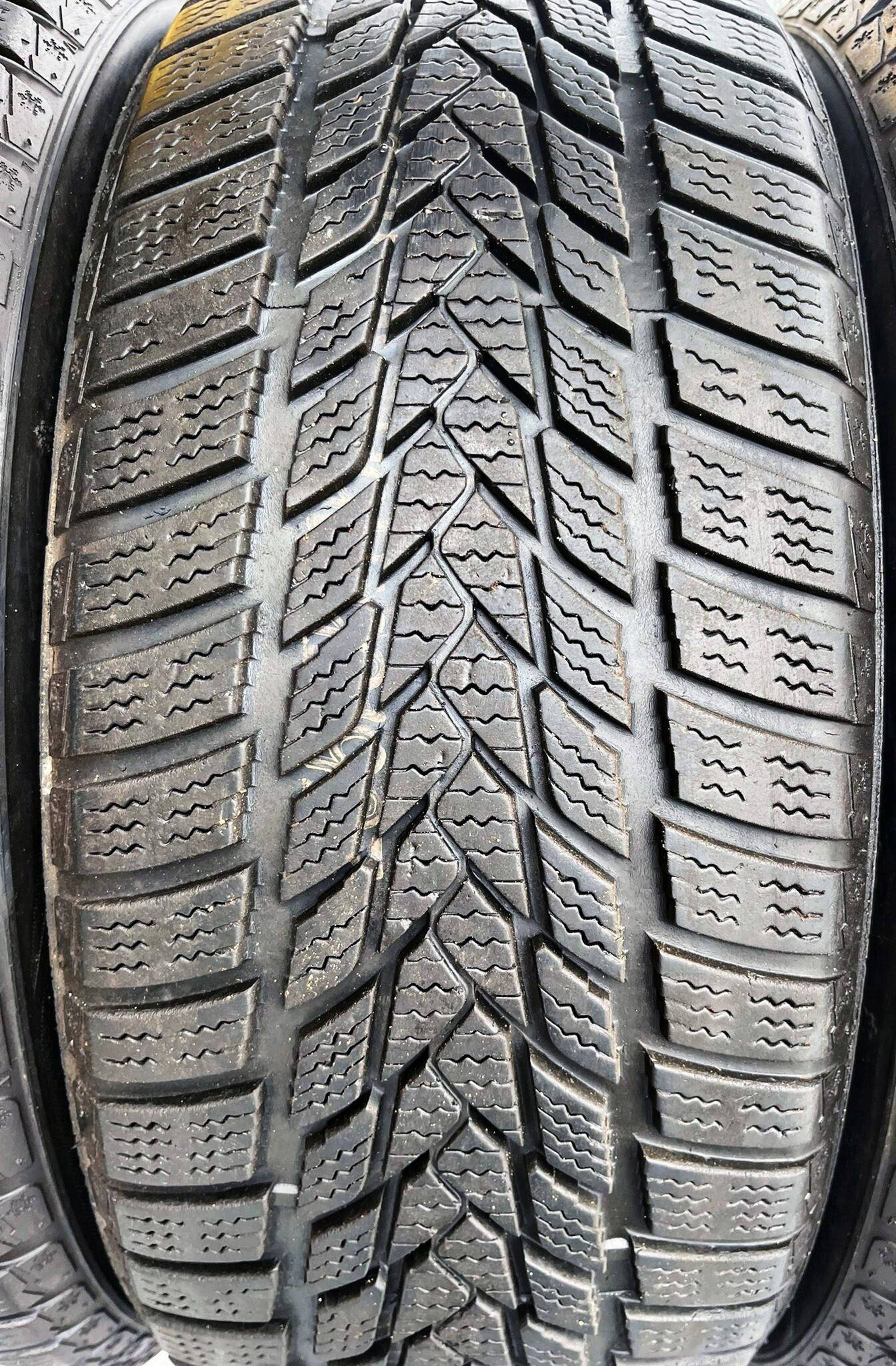4x 205/55R16 AEOLUS SNOWACE AWO3 94H XL ZIMA Marka Aeolus