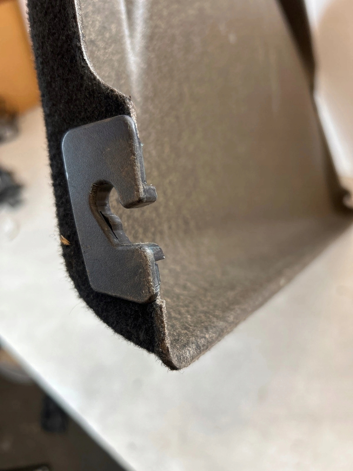 plato boot rear part Mitsubishi Lancer Viii