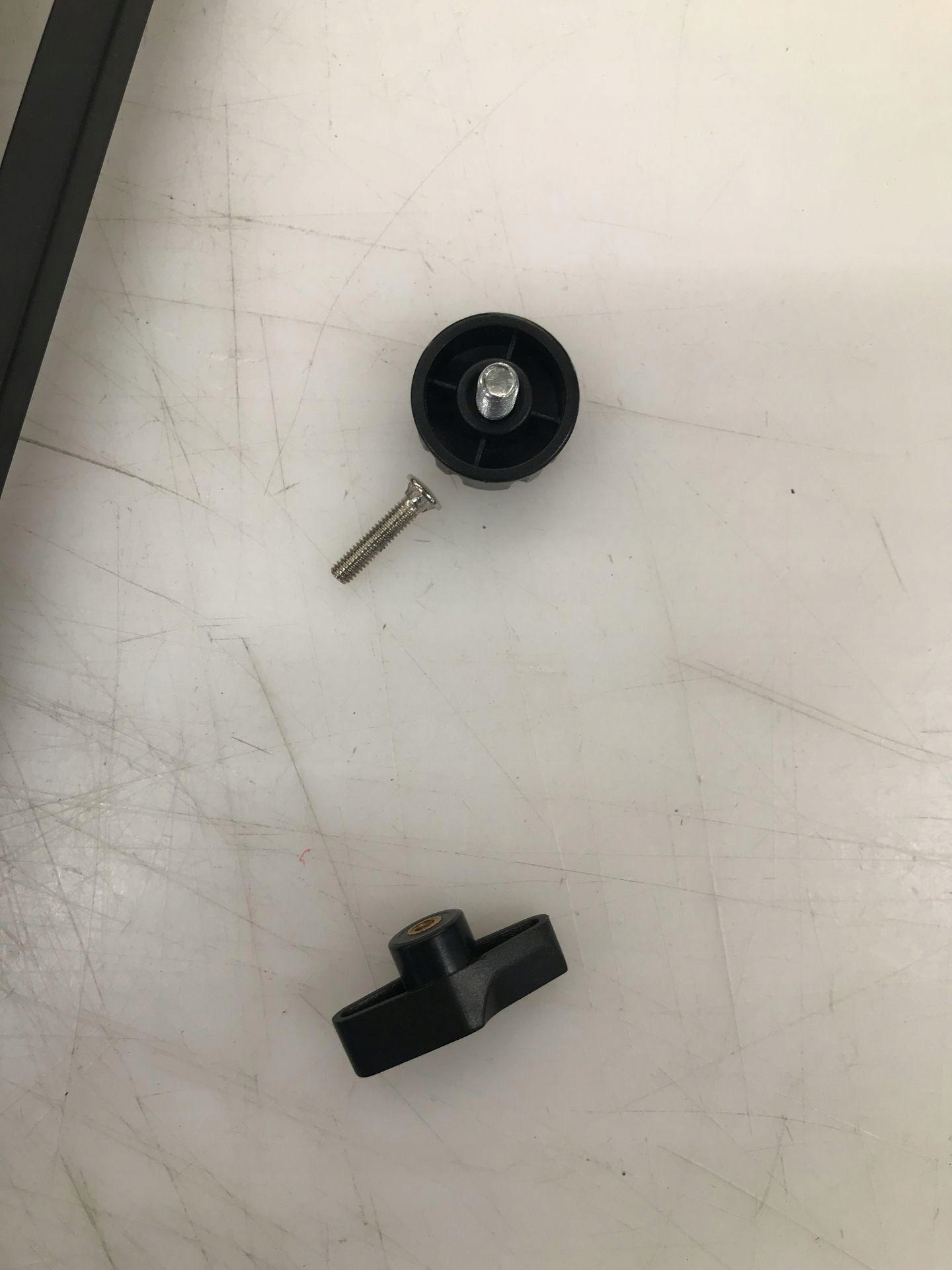 STATYW PODŁOGOWY PROSTY DO MIKROFONU ELGATO WAVE MIC ARM Kod producenta 10AAN9901