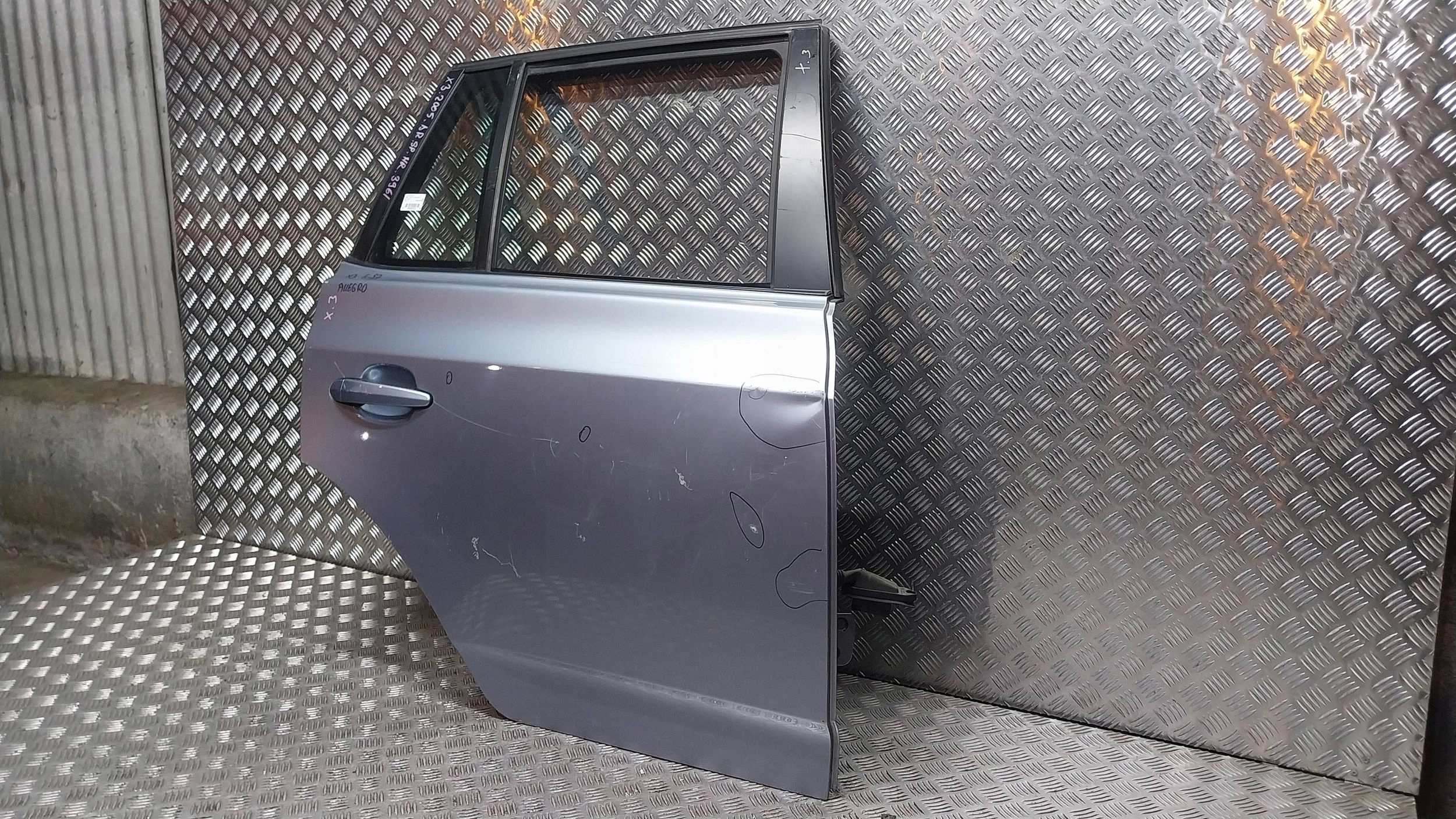 Tür heck rechts BMW X3 E83 03