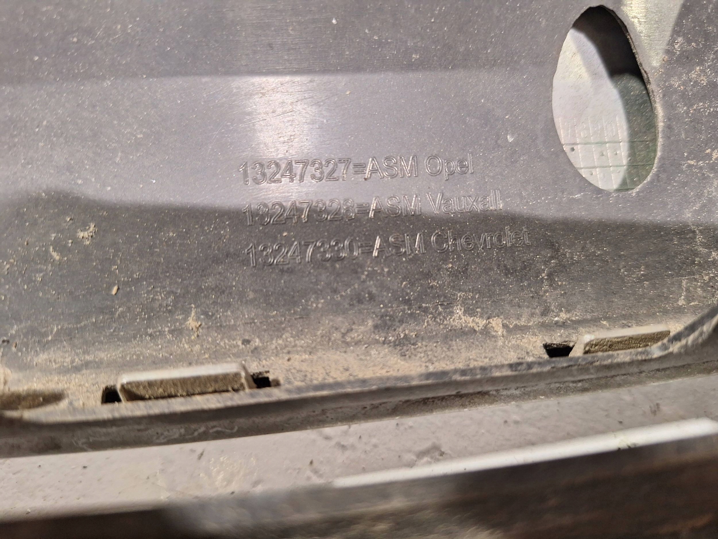 maska 13247331 OPEL ZAFIRA B LIFT 08