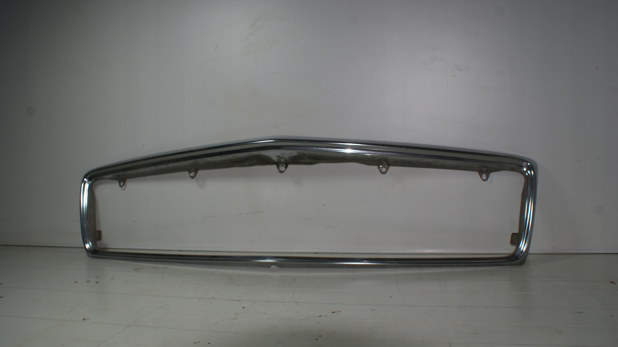 Mercedes-Benz SL-Klasse W107 Kühlergrill FRONTGRILL Kühlergitter A1078880215 - Thumbnail 2