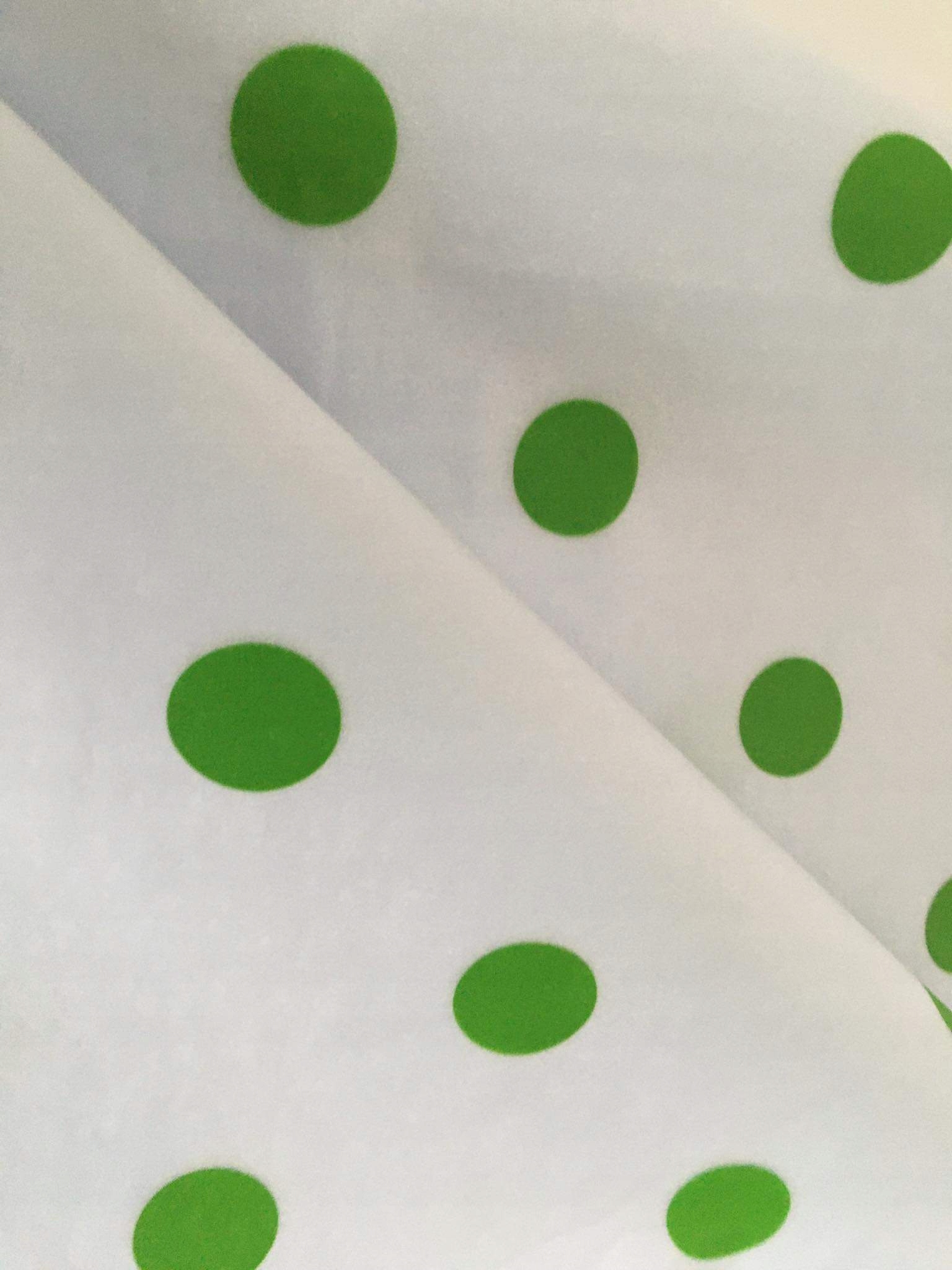 Zelený ozdobný papír 240 listů 50 x 75 cm