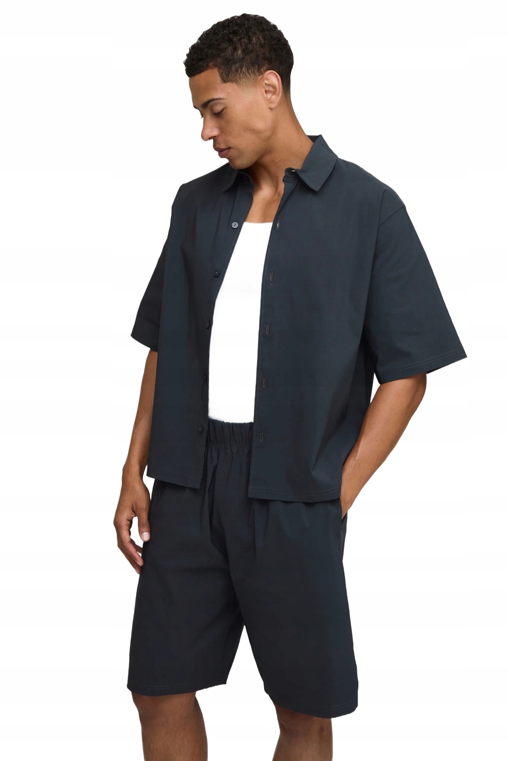 Boohooman Pánský Komplet Košile A Šortek Černý Bez Vzoru M Z3A