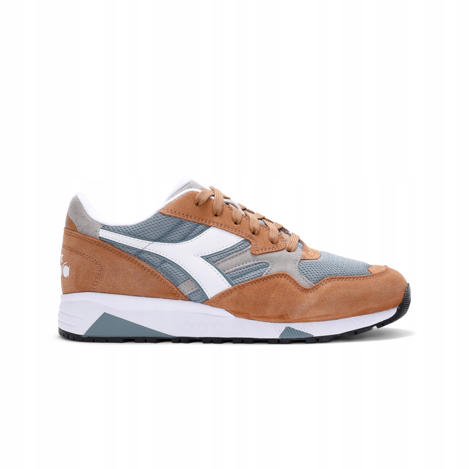 

Sneakersy Diadora N902 S