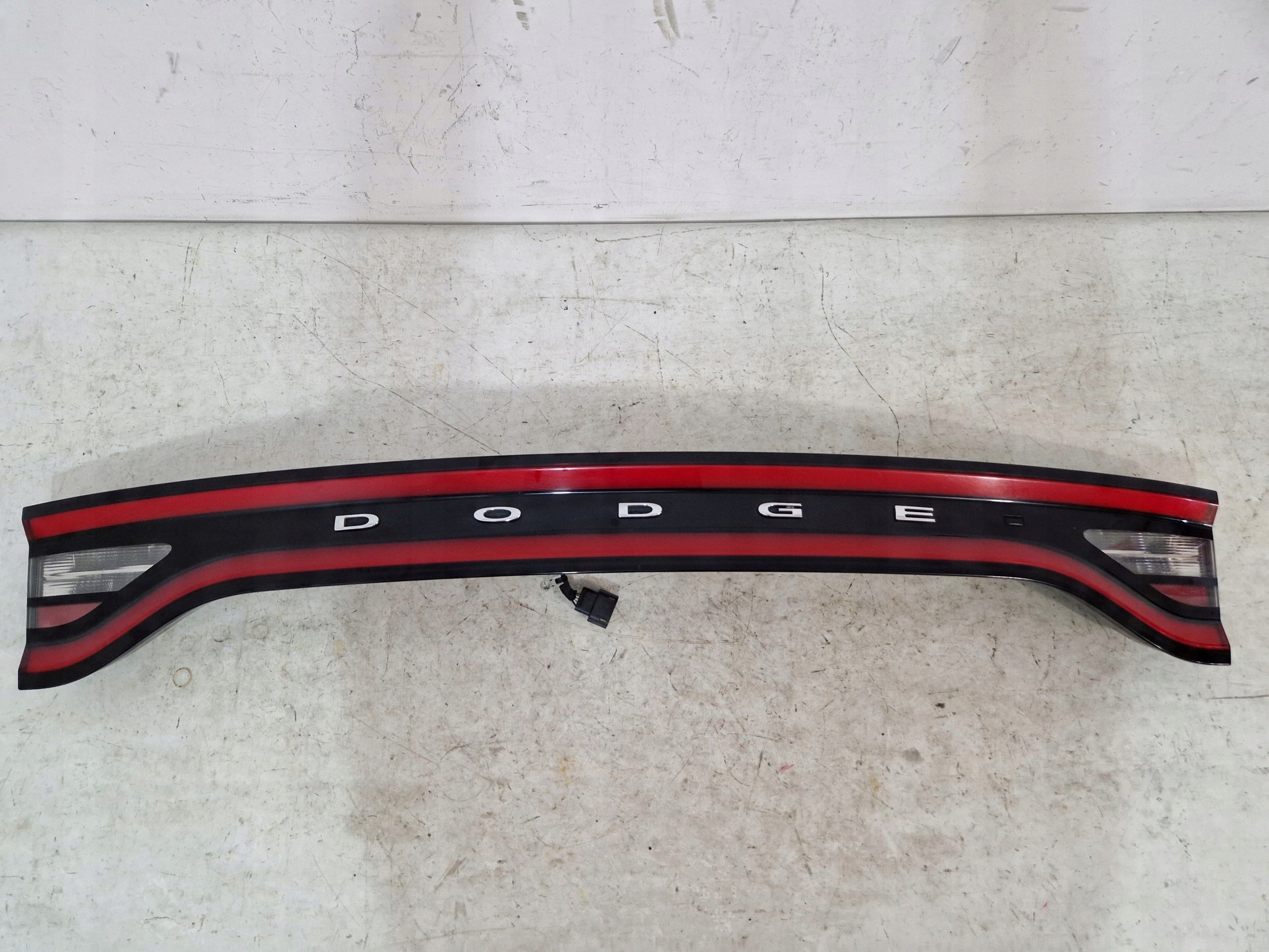 DODGE CHARGER 2015- feu couverture arrière arrière 68213147AE