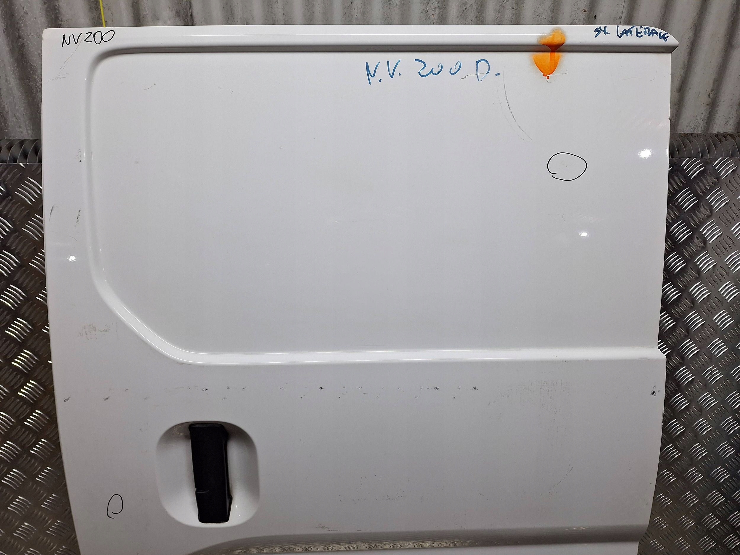 door sliding left NISSAN NV200 complete 09-19