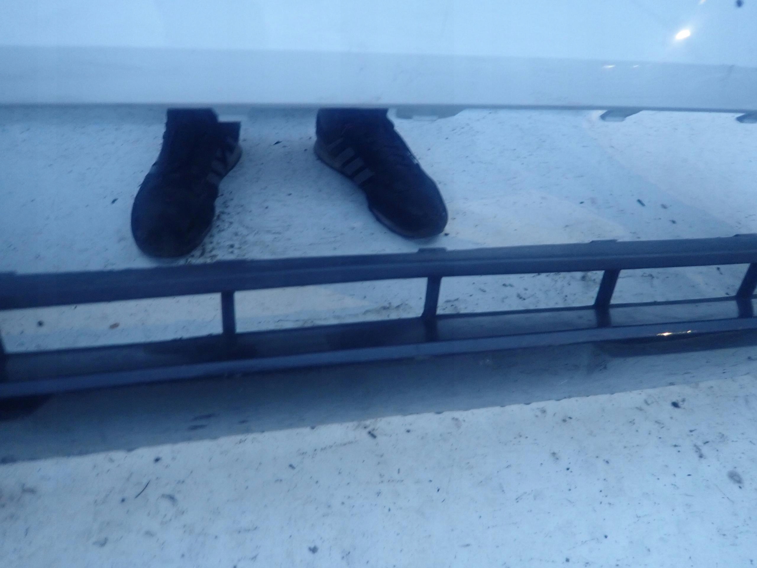 VOLVO XC40 17-> bumper front PDC