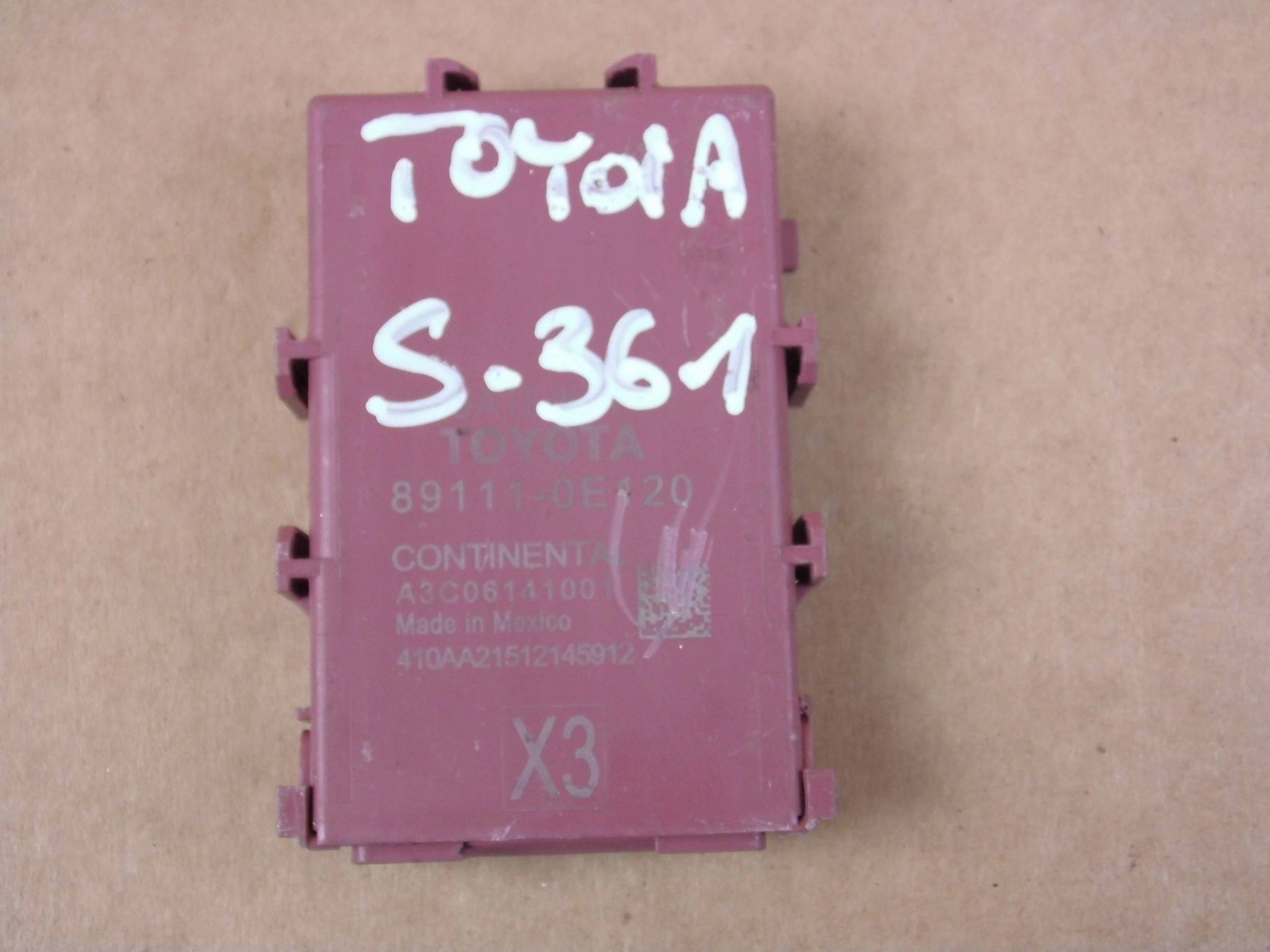 Toyota Highlander XU70 module computer control unit GATEWAY 89111-0E120