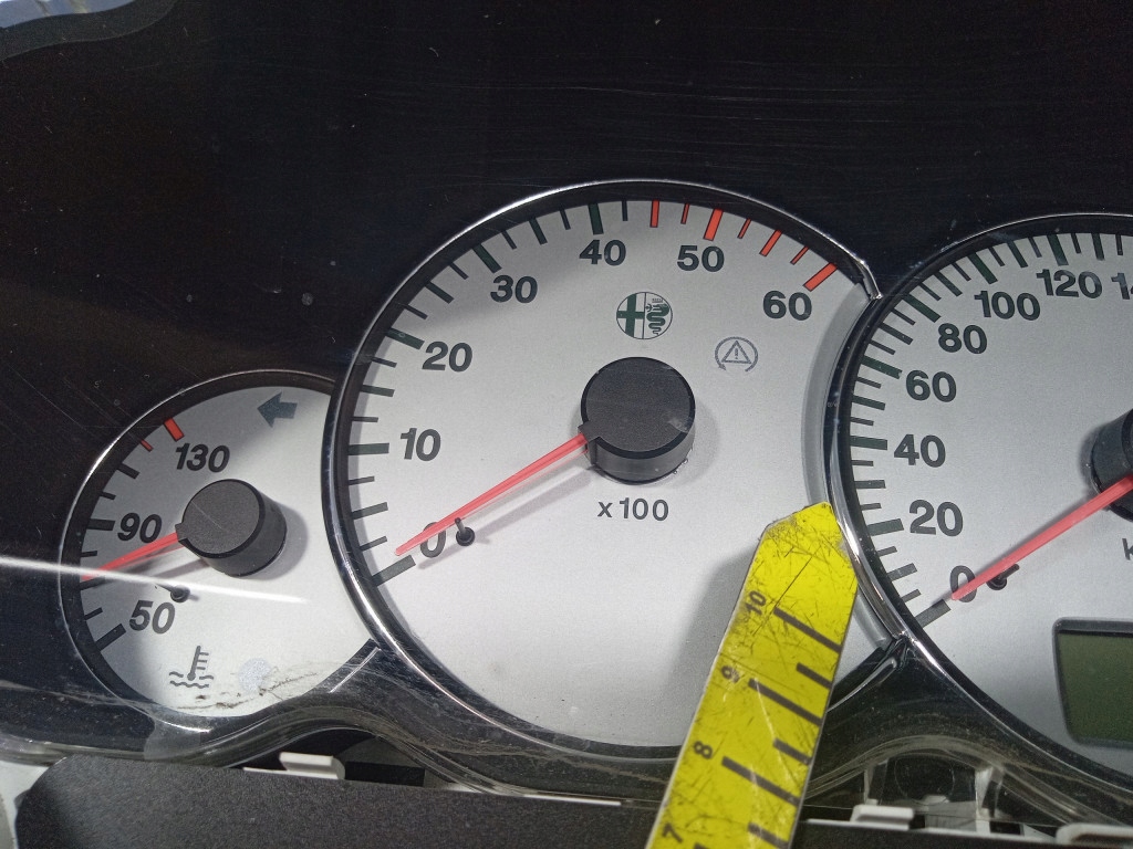 ALFA ROMEO 166 РЕСТАЙЛИНГ 2.4 спидометр часы европа 156050057