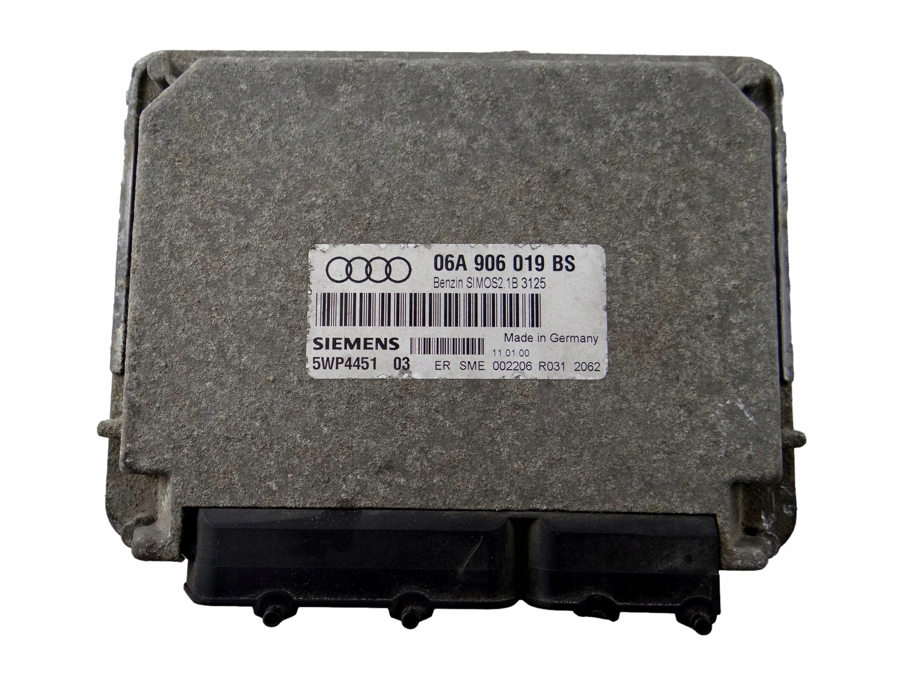 control unit of the engine AUDI A3 8L 06A 906 019 BS