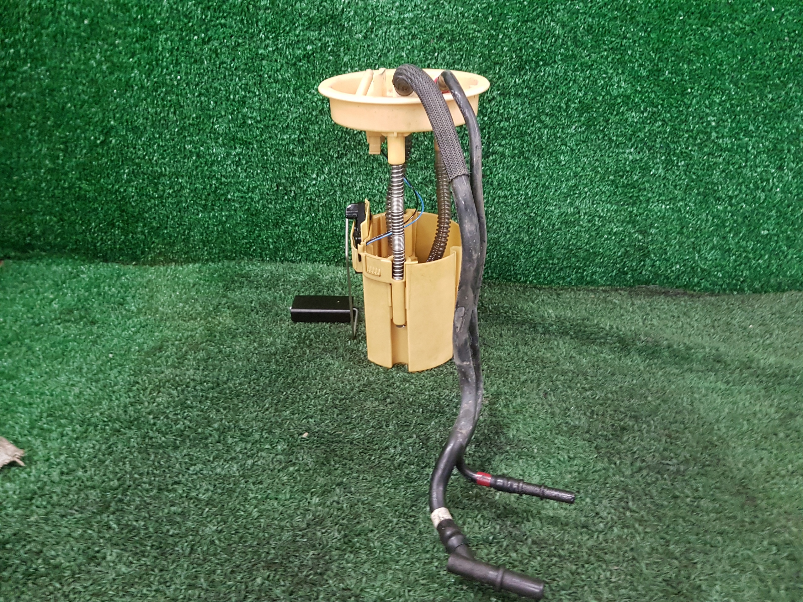 feed pump Z tanks FORD S-MAX 6G91-9275-AF