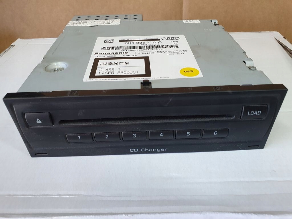 menič CD AUDI A3 A6 Q3 Q5 Q7 nová 8X0035110C
