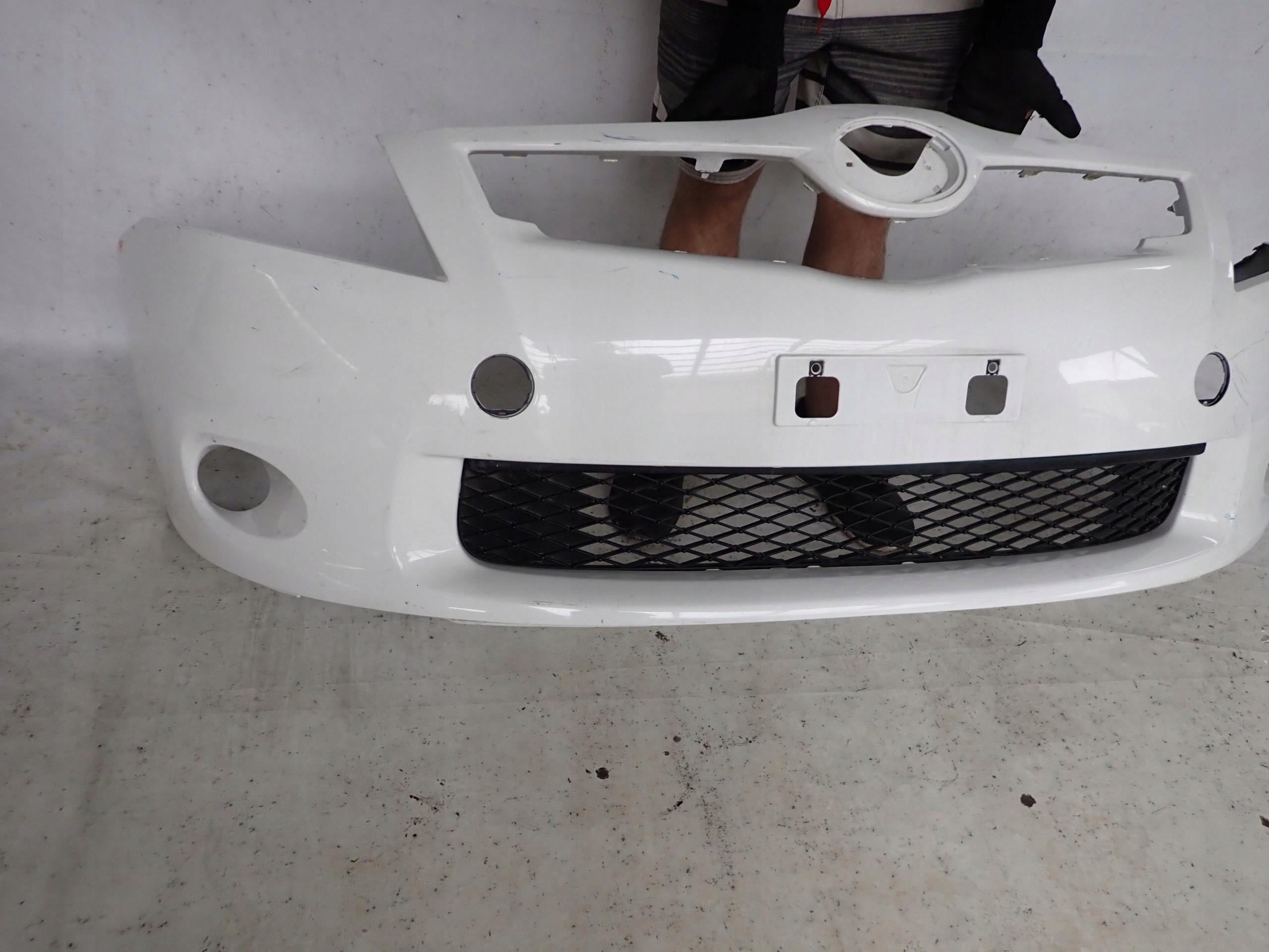 TOYOTA AURIS and LIFT 09- bumper front front