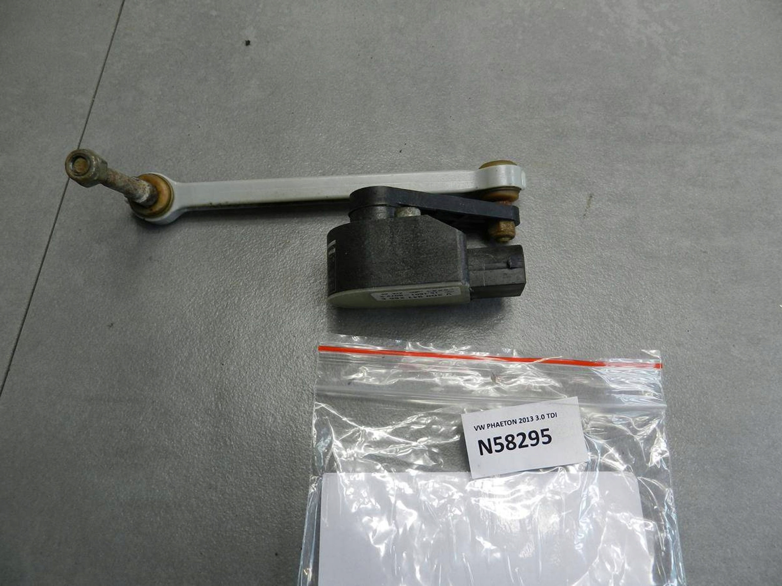 Volkswagen Phaeton Sensor poziomowania Leuchten 3D0941286E