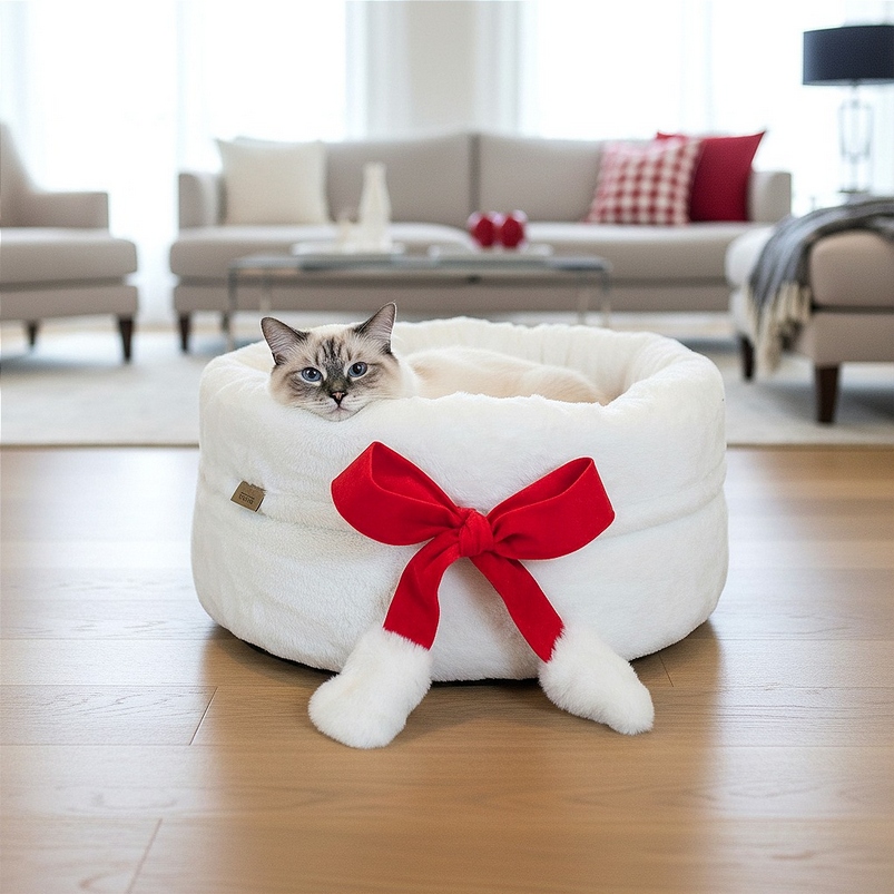 Pražská Pelíšek hnízdečko pro kočky psa Bell Gift s zvonečkem 45 cm Red